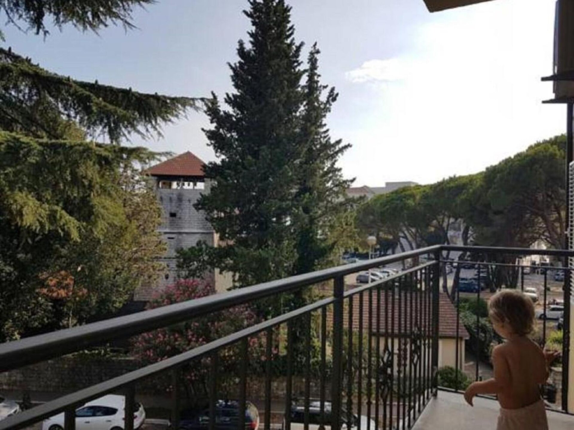 Rustiek Tivat appartement met balkon, gratis parkeren en strand op 200m - foto 21