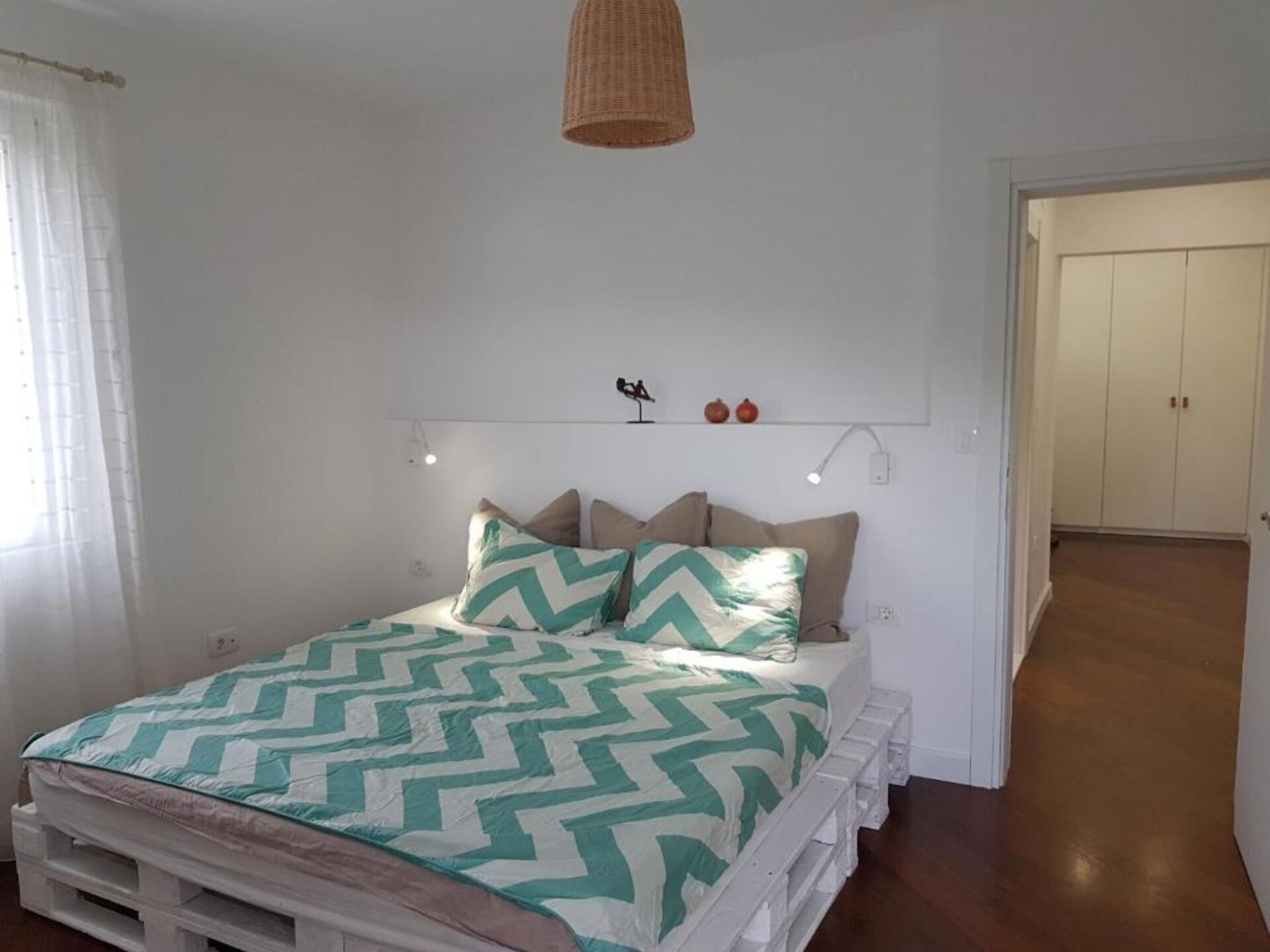 Rustiek Tivat appartement met balkon, gratis parkeren en strand op 200m - foto 13