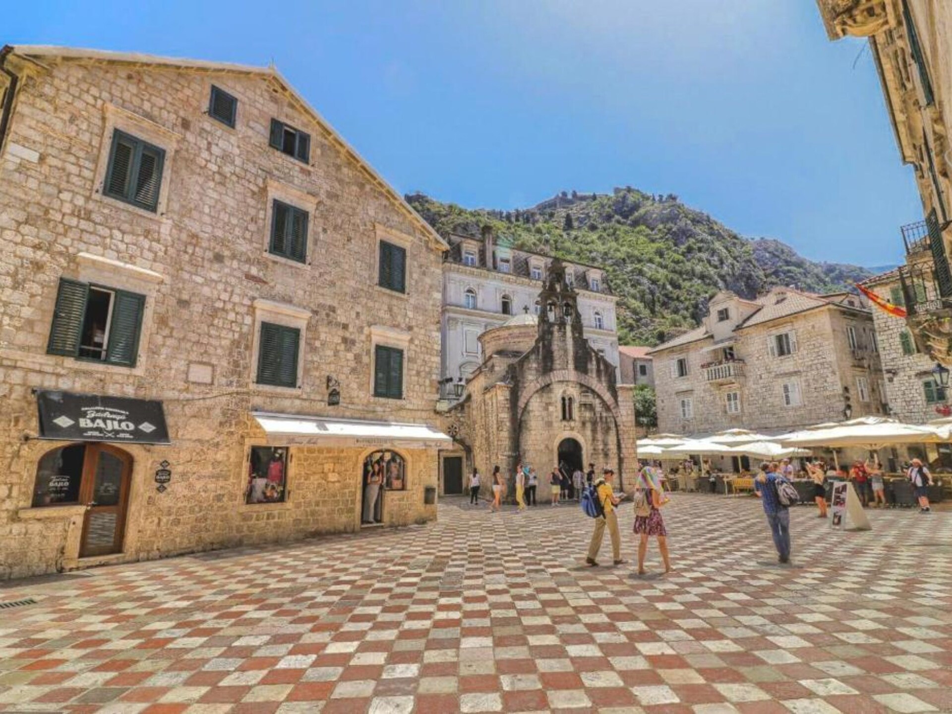Authentiek appartement in UNESCO-werf Kotor, 200m van strand - foto 34