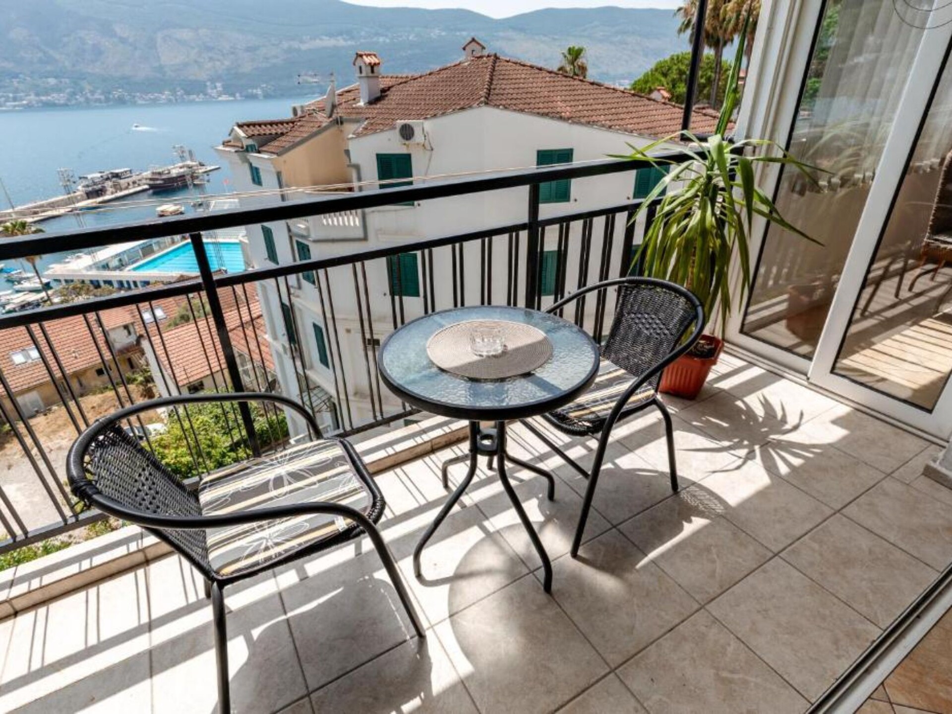 Panoramisch appartement aan de Baai van Kotor in Herceg Novi - foto 20
