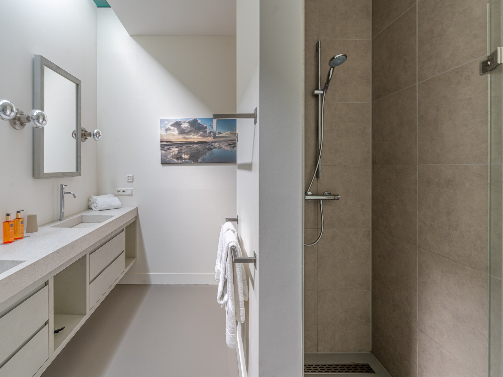 Duynzoom 5: Luxe 8-persoons villa met hottub en sauna in bosrijke omgeving - foto 16