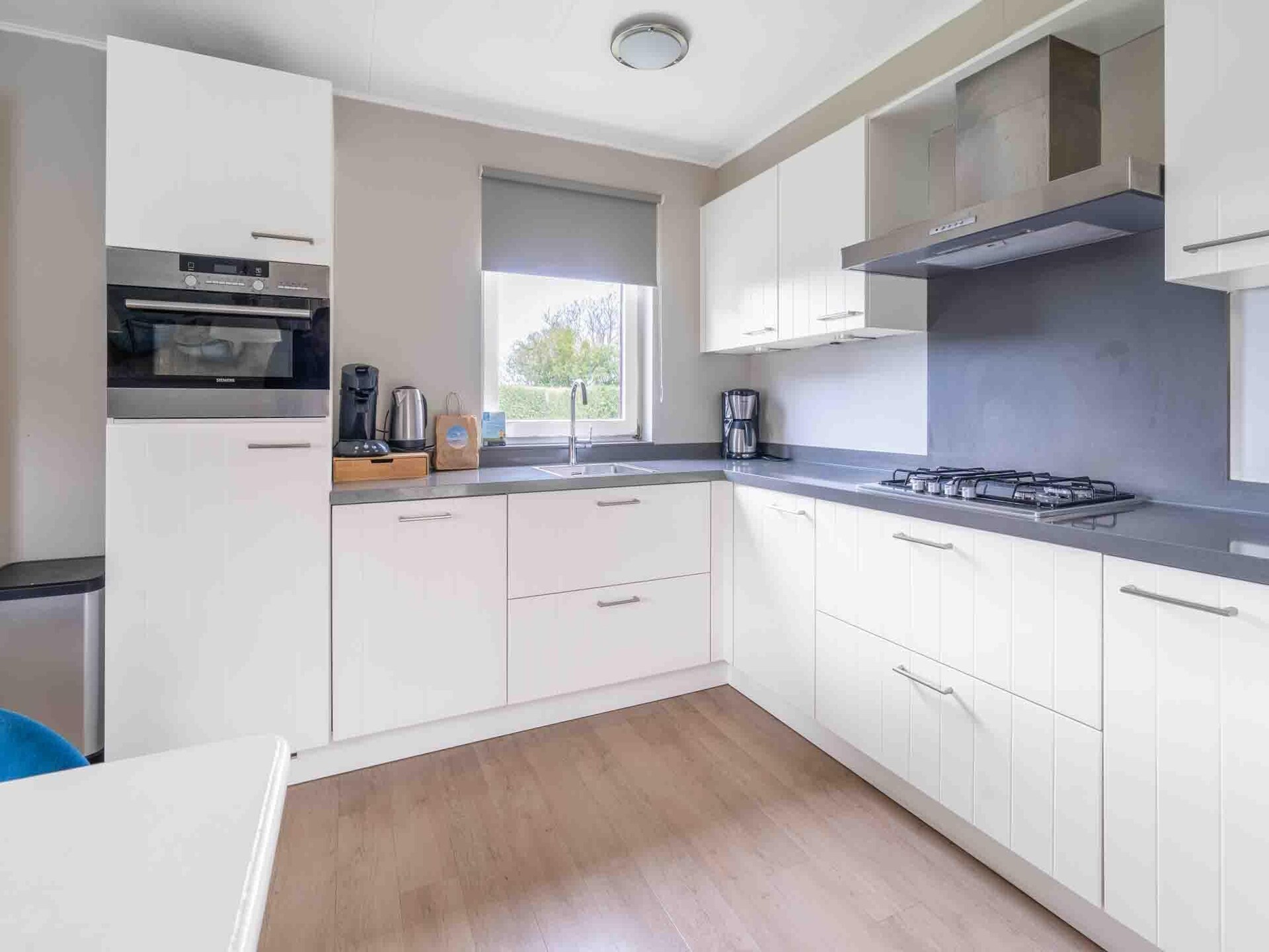 Luxe vrijstaande villa met whirlpool op 5* park bij De Koog - foto 7