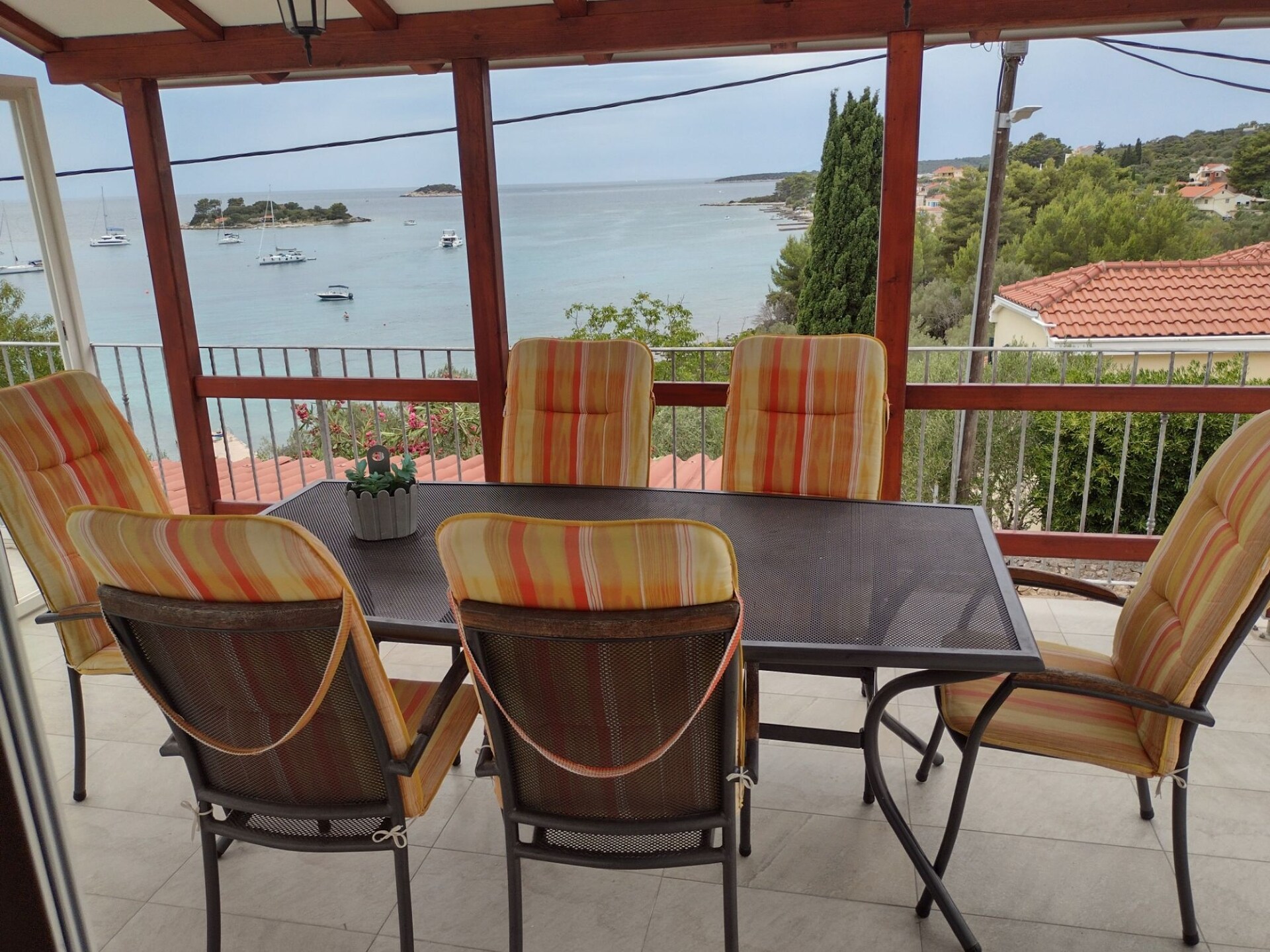 Rustig appartement aan zee met terras en uitzicht op Vela Luka - foto 8