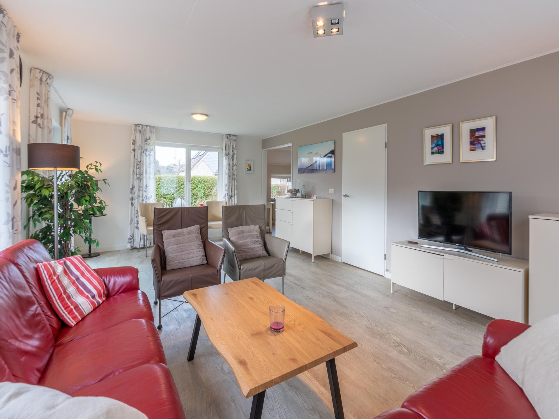 Luxe vrijstaande villa op 5*-park, op loopafstand van De Koog en strand - foto 3