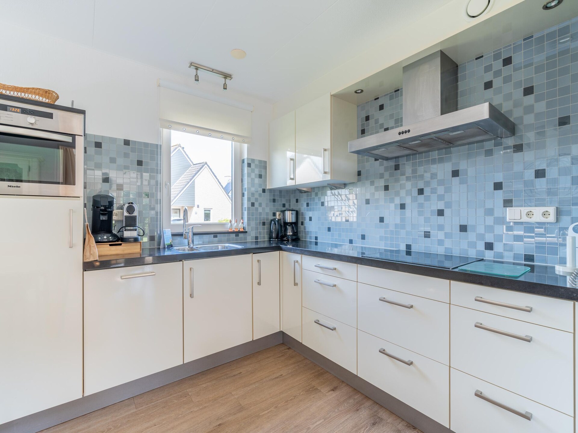 Vrijstaande villa Kamperfoelie 61 in bosrijke omgeving nabij De Koog - foto 8