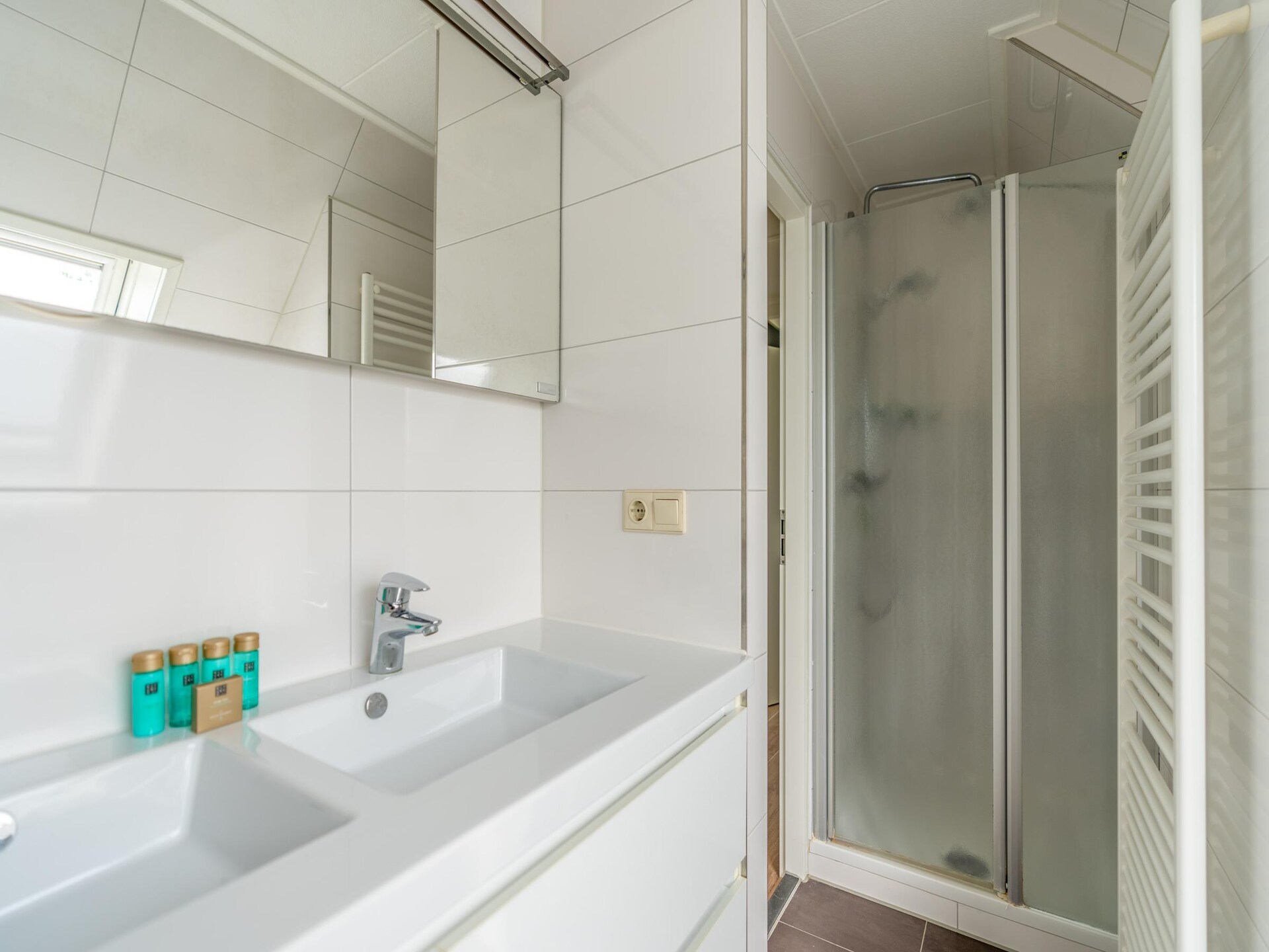 Luxe watervilla Kamperfoelie 69 bij De Koog, vlakbij strand en bos - foto 10