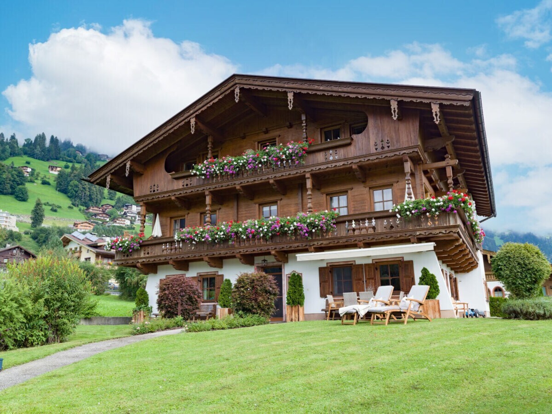 Gezellig houten appartement in Zell am Ziller, vlakbij de skilift - foto 1