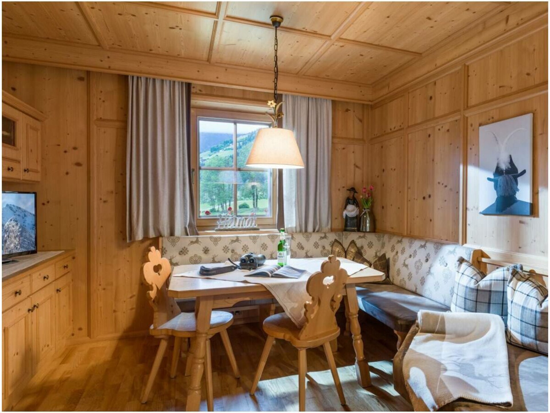 Gezellig houten appartement in Zell am Ziller, vlakbij de skilift - foto 13