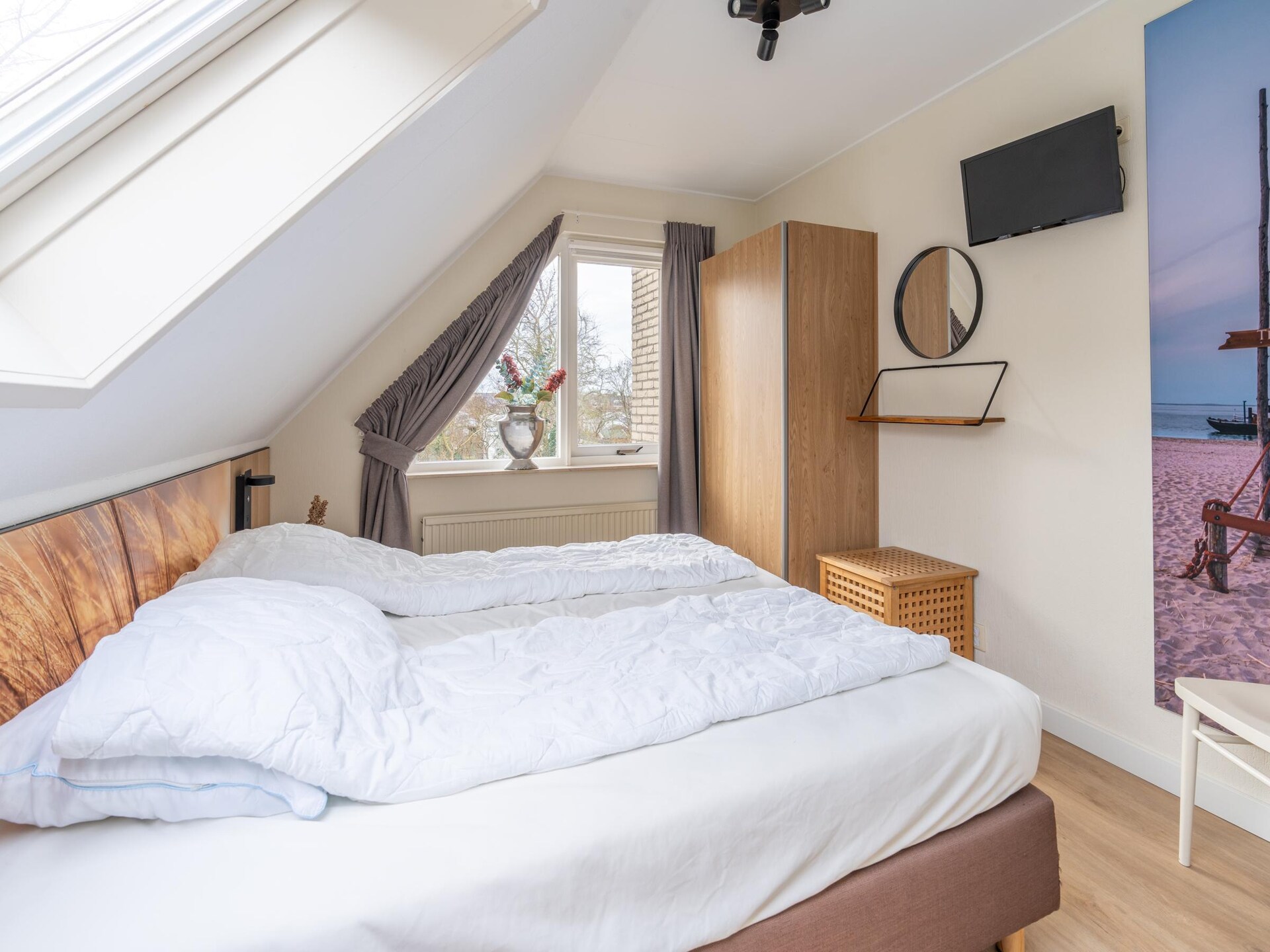 Vrijstaande villa met whirlpool op vakantiepark in bosrijke omgeving bij De Koog - foto 9