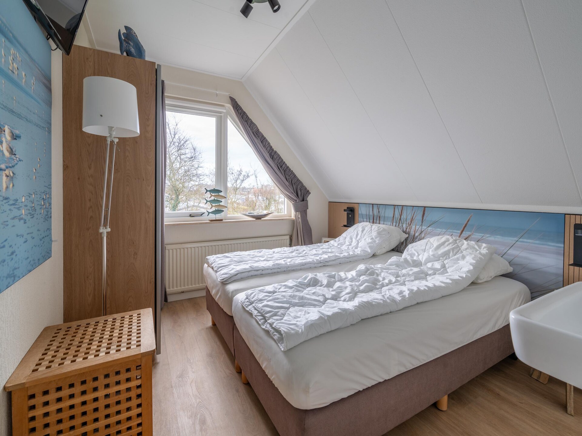 Vrijstaande villa met whirlpool op vakantiepark in bosrijke omgeving bij De Koog - foto 10
