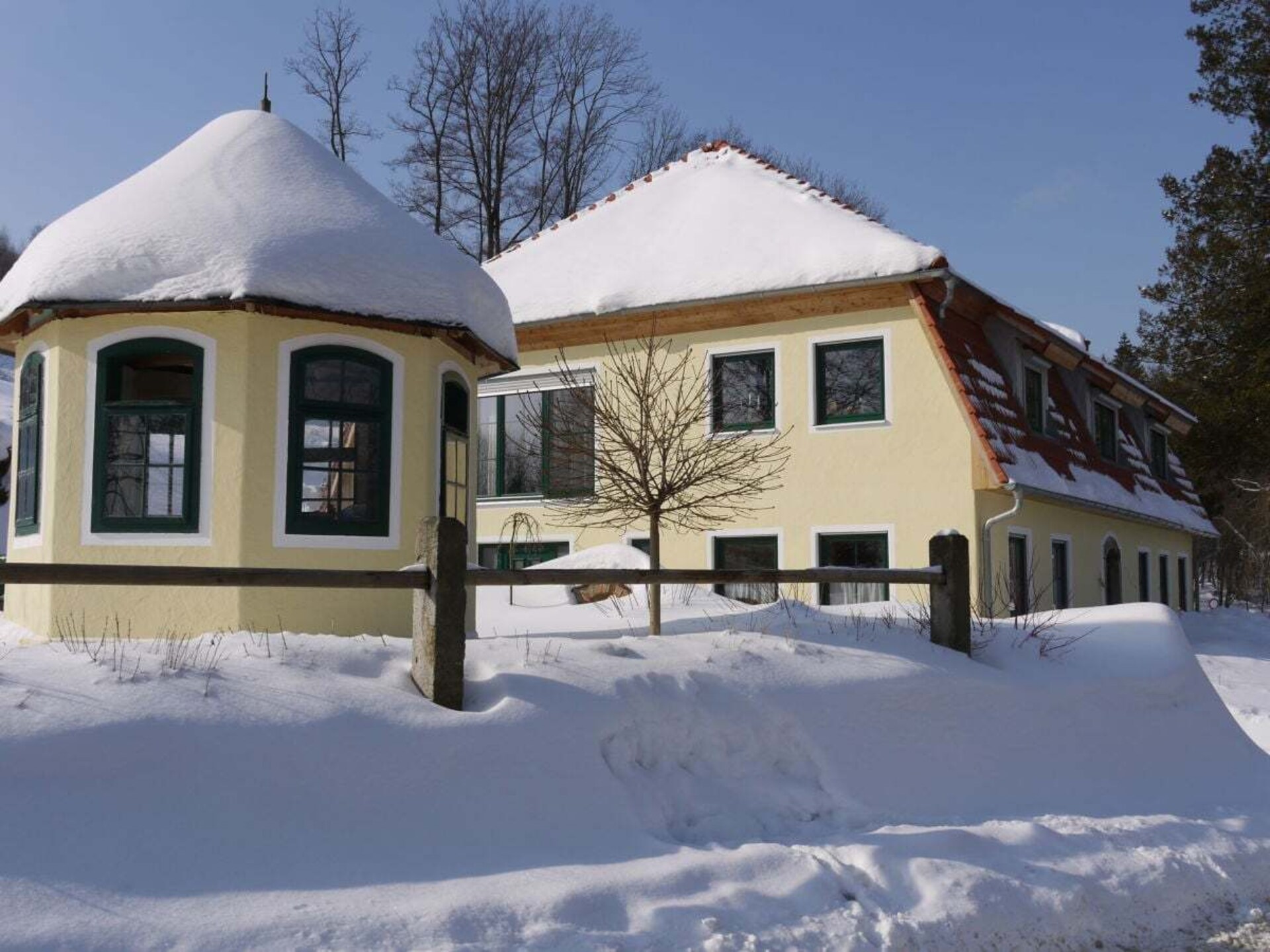 Loft-alpenchalet voor 6 in Furth im Wald met tuin, haard & wellness - foto 4