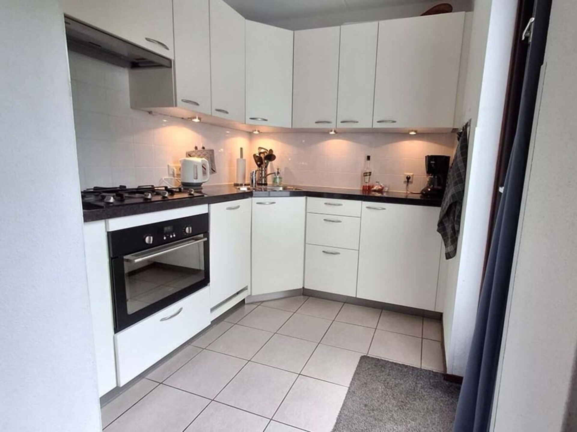 Vrijstaand vakantiehuis met open haard, 3 km van centrum Ouddorp - foto 8