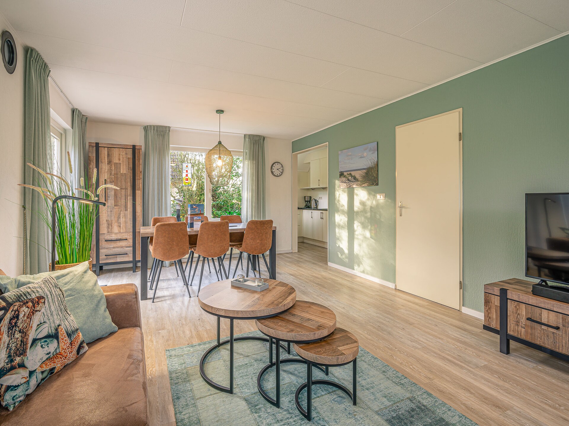 Luxe 6-persoons villa met sauna en whirlpool in bosrijk De Koog - foto 5