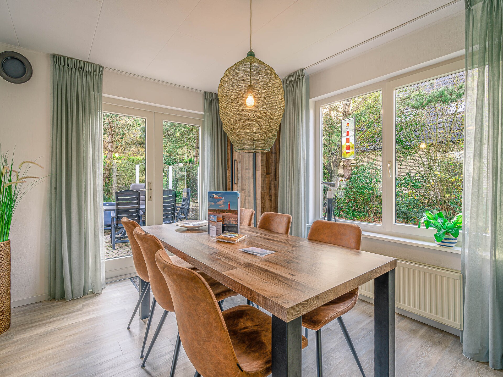 Luxe 6-persoons villa met sauna en whirlpool in bosrijk De Koog - foto 6