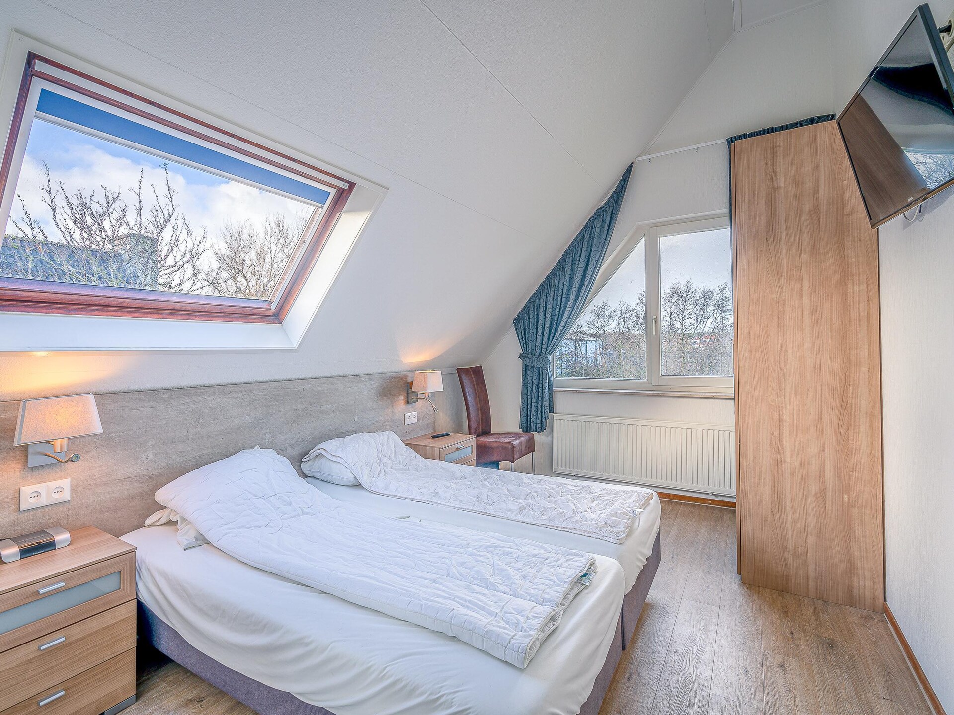 Luxe 6-persoons villa met sauna en whirlpool in het bos bij De Koog - foto 10
