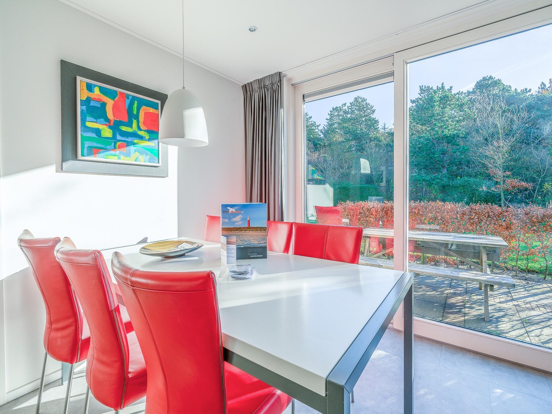 Luxe 6-persoons villa met sauna en whirlpool op Villapark Kamperfoelie - foto 6