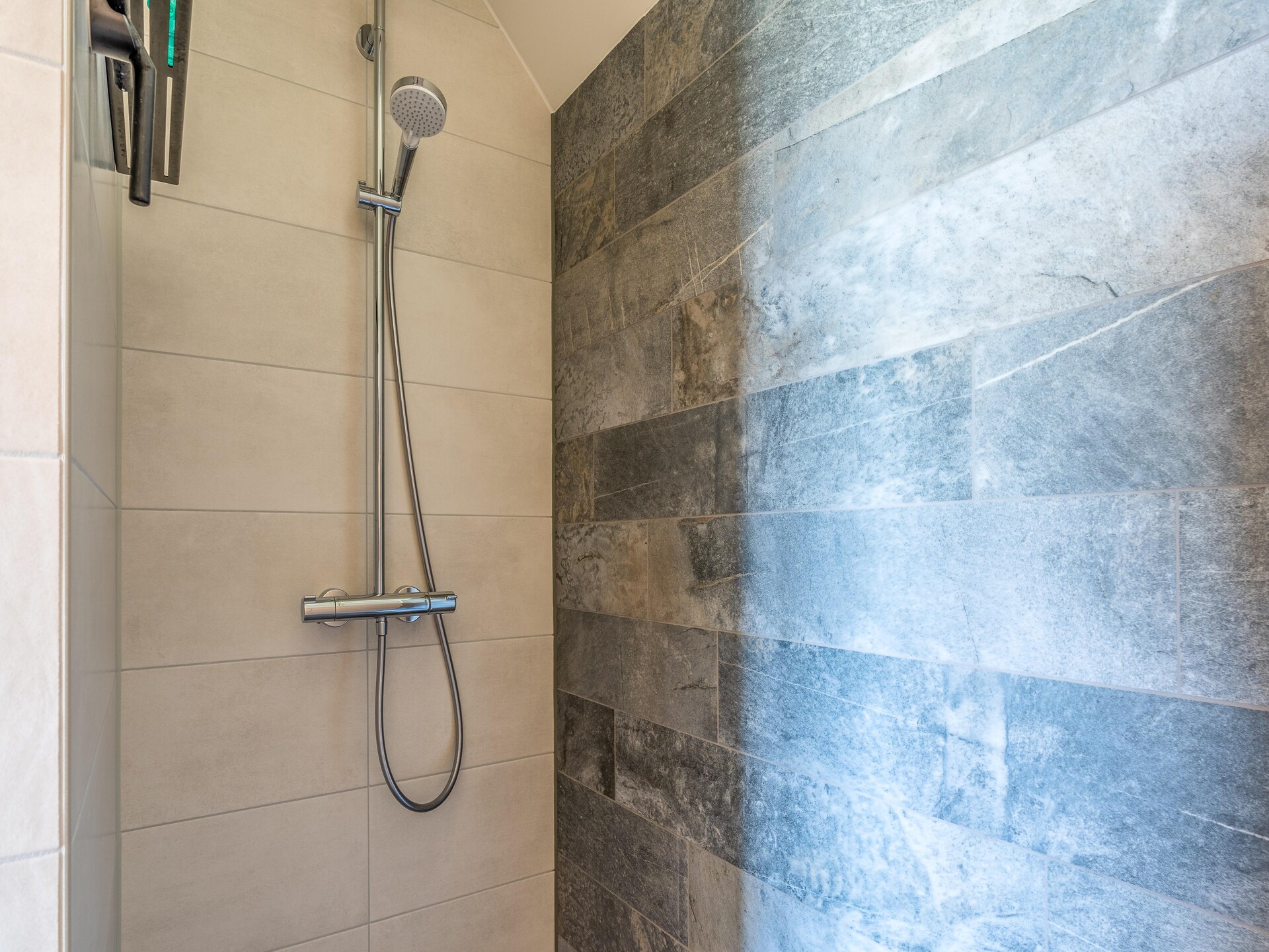 Luxe natuurvilla Waalburght 16 met sauna en hottub in bosrijk Waalenburg - foto 18