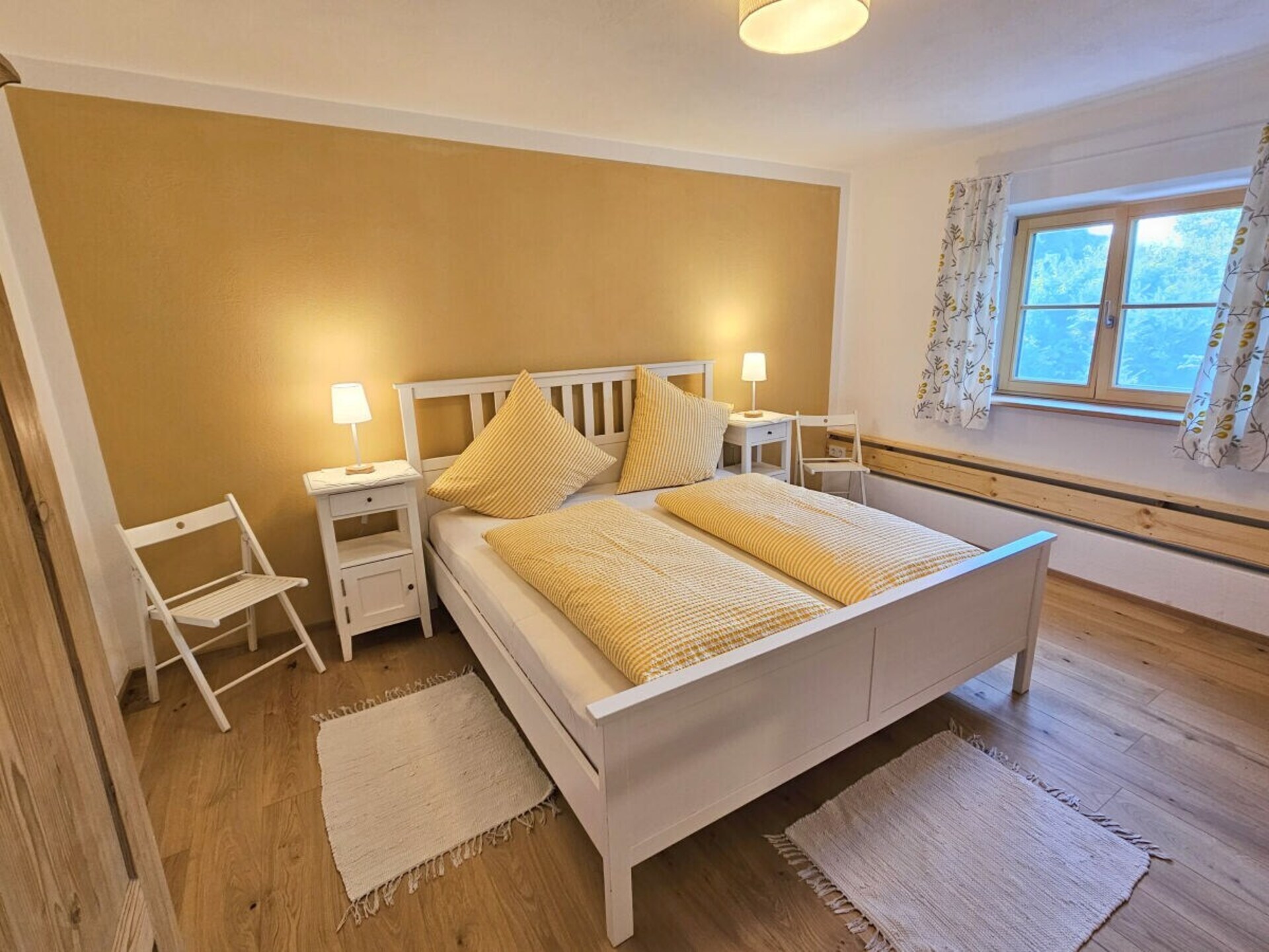 Sfeervol eco-appartement met zonnig balkon en uitzicht op weilanden - foto 18