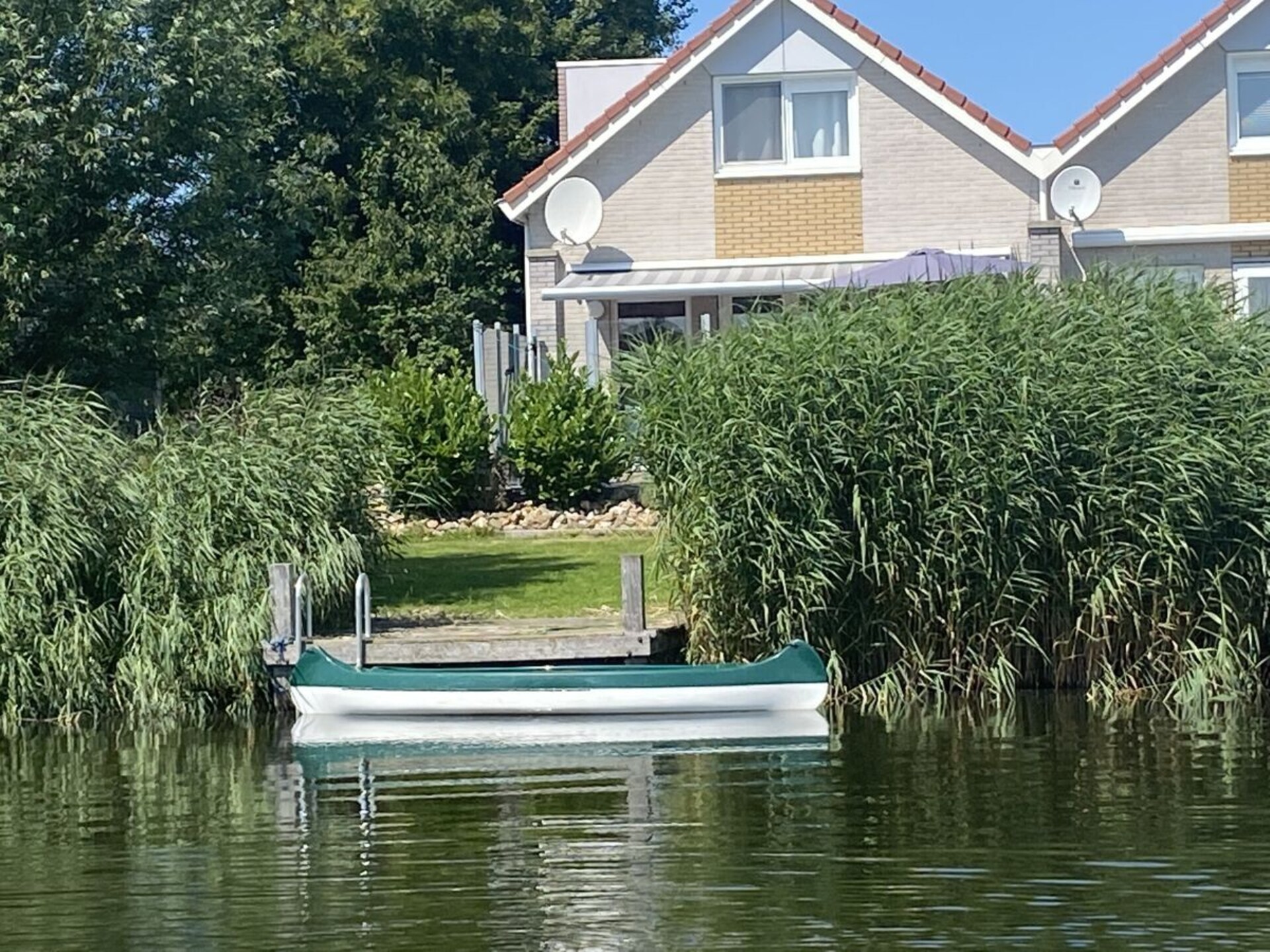 Wasserperle: Luxe vakantiehuis aan het water in Makkum met sauna en aanlegsteiger - foto 3