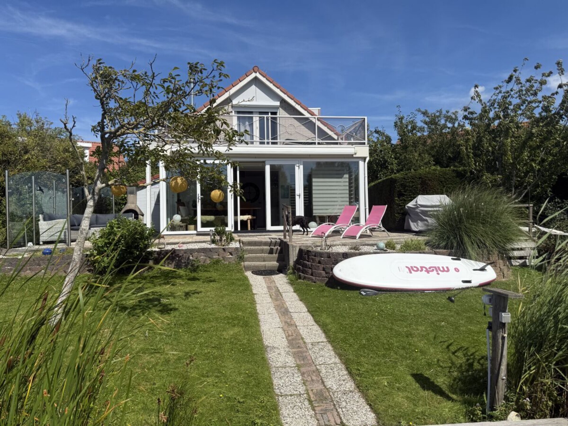 AnkerLiebe: Vrijstaand vakantiehuis met sauna, aanlegsteiger en IJsselmeerzicht - foto 12