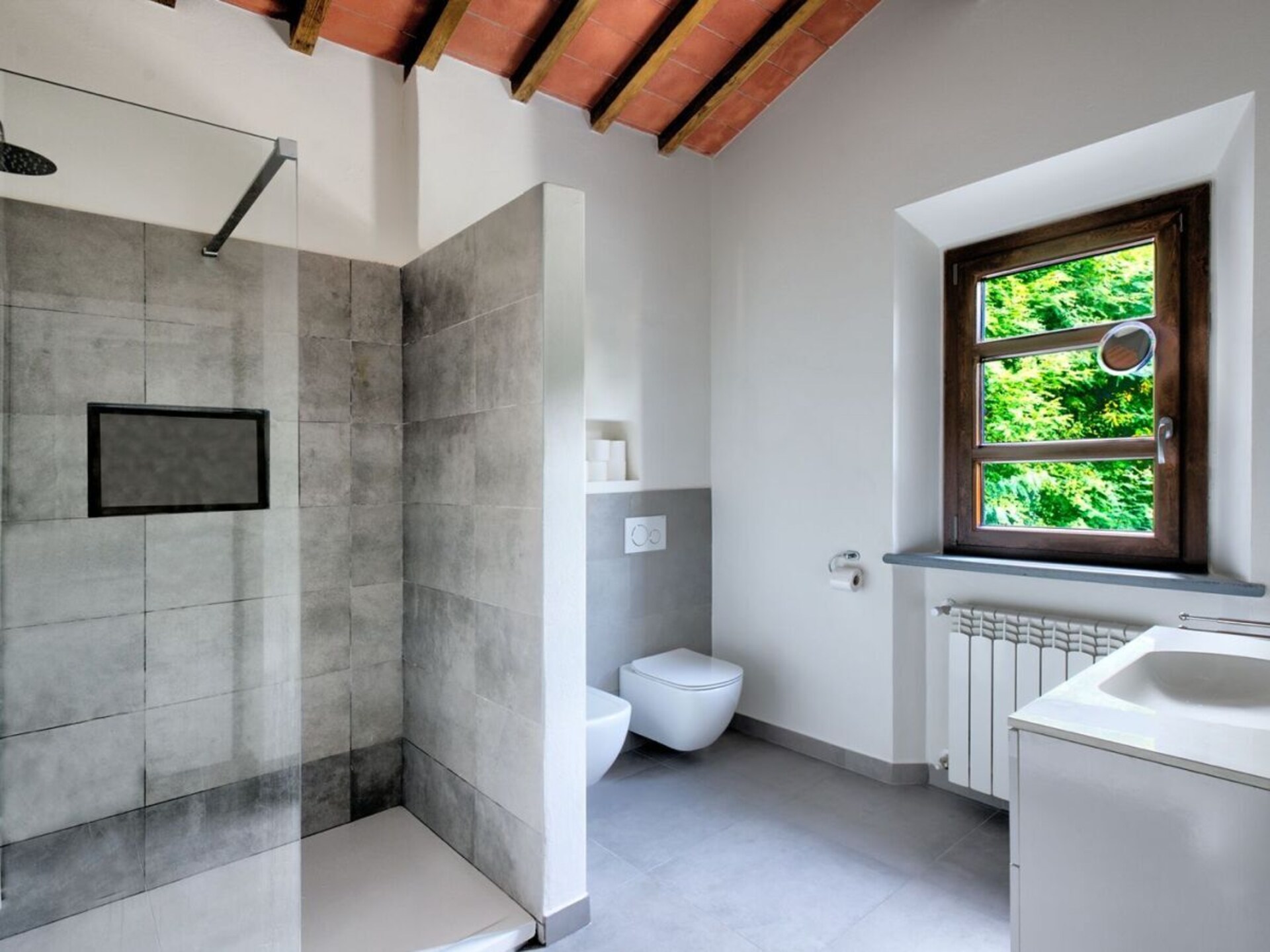 Ruime Toscaanse villa met privézwembad en gastenverblijf in Borgo a Mozzano - foto 13