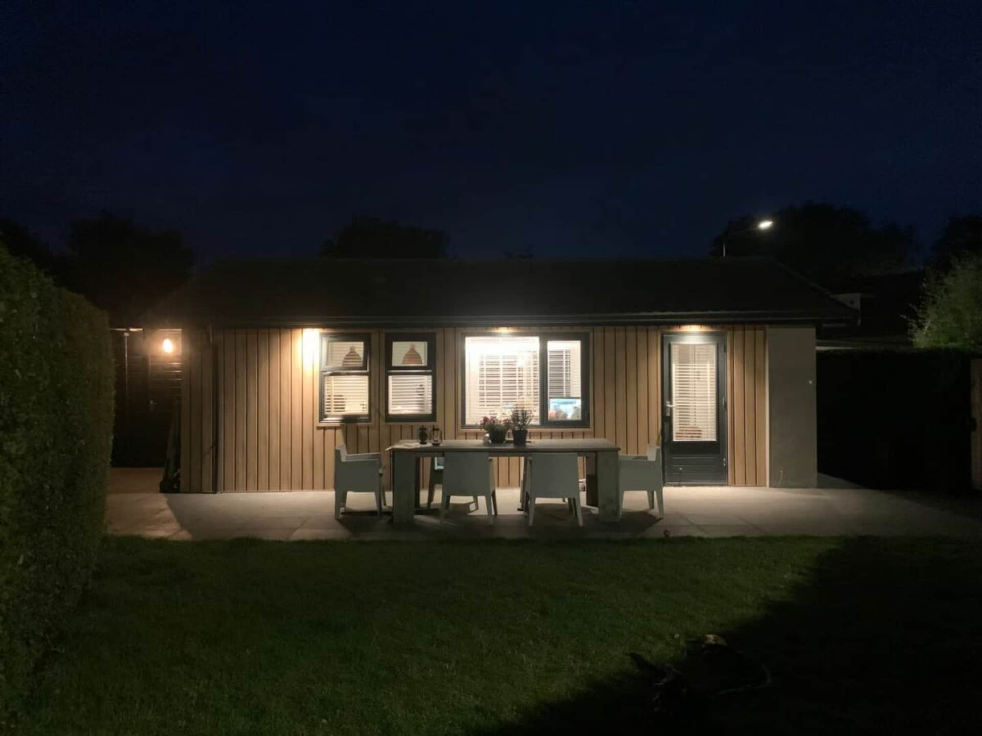 Luxe bungalow met zonnige tuin nabij strand Zoutelande, Zeeland - foto 10