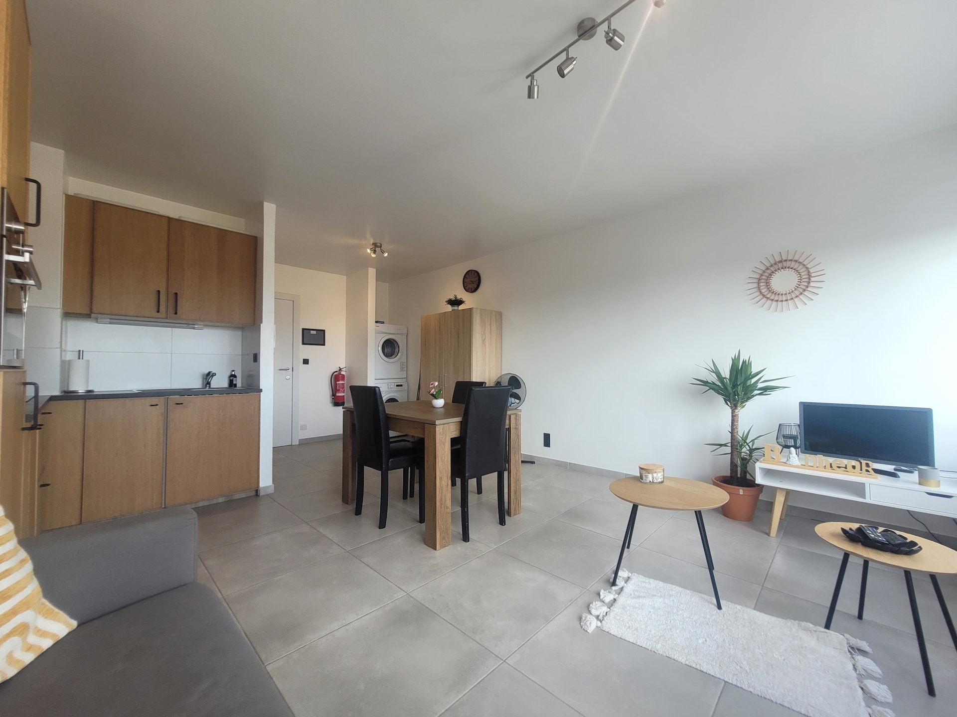 Licht 2-persoons studio-appartement in het centrum van MIDDELKERKE - foto 8