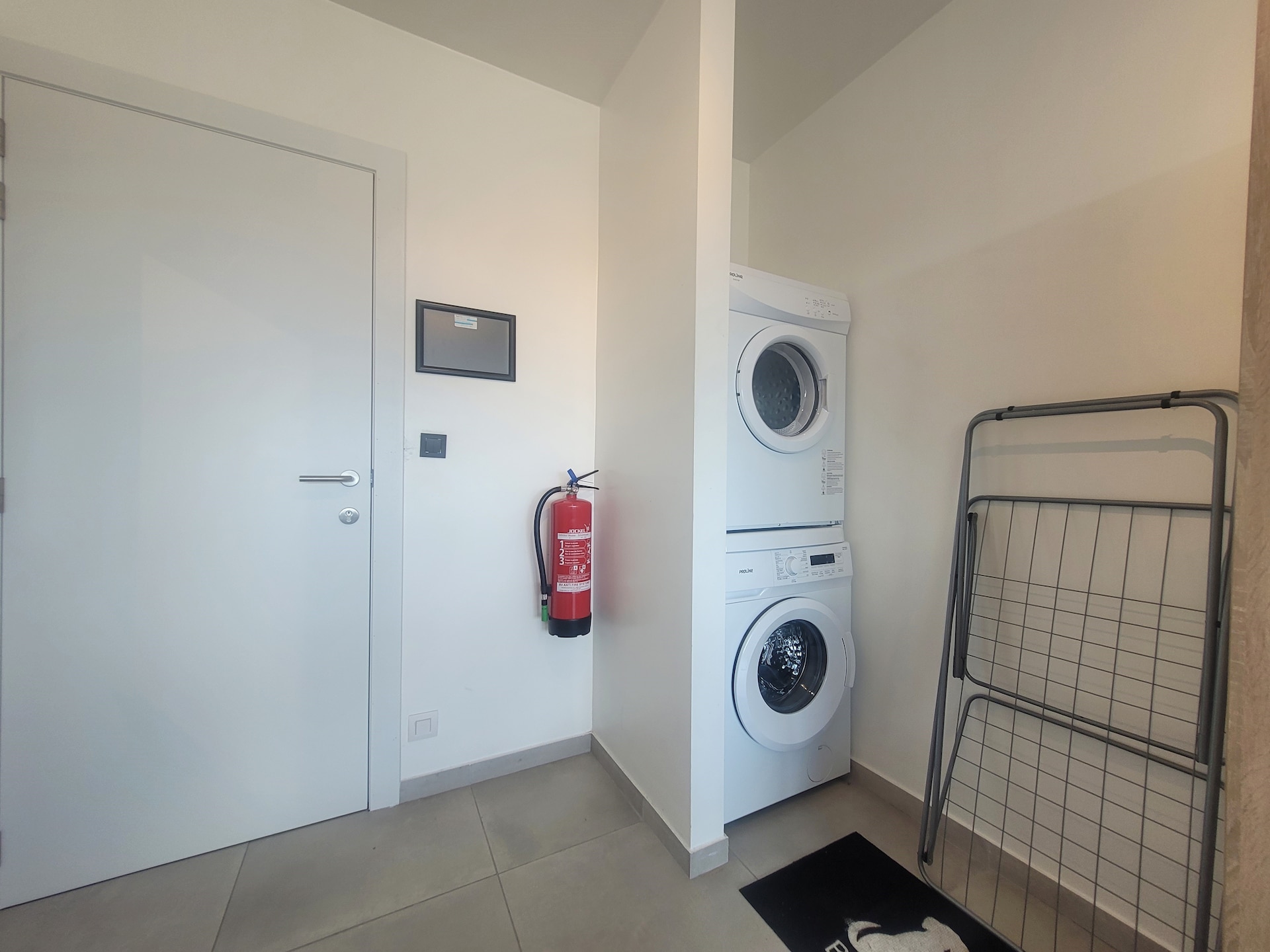 Licht 2-persoons studio-appartement in het centrum van MIDDELKERKE - foto 15