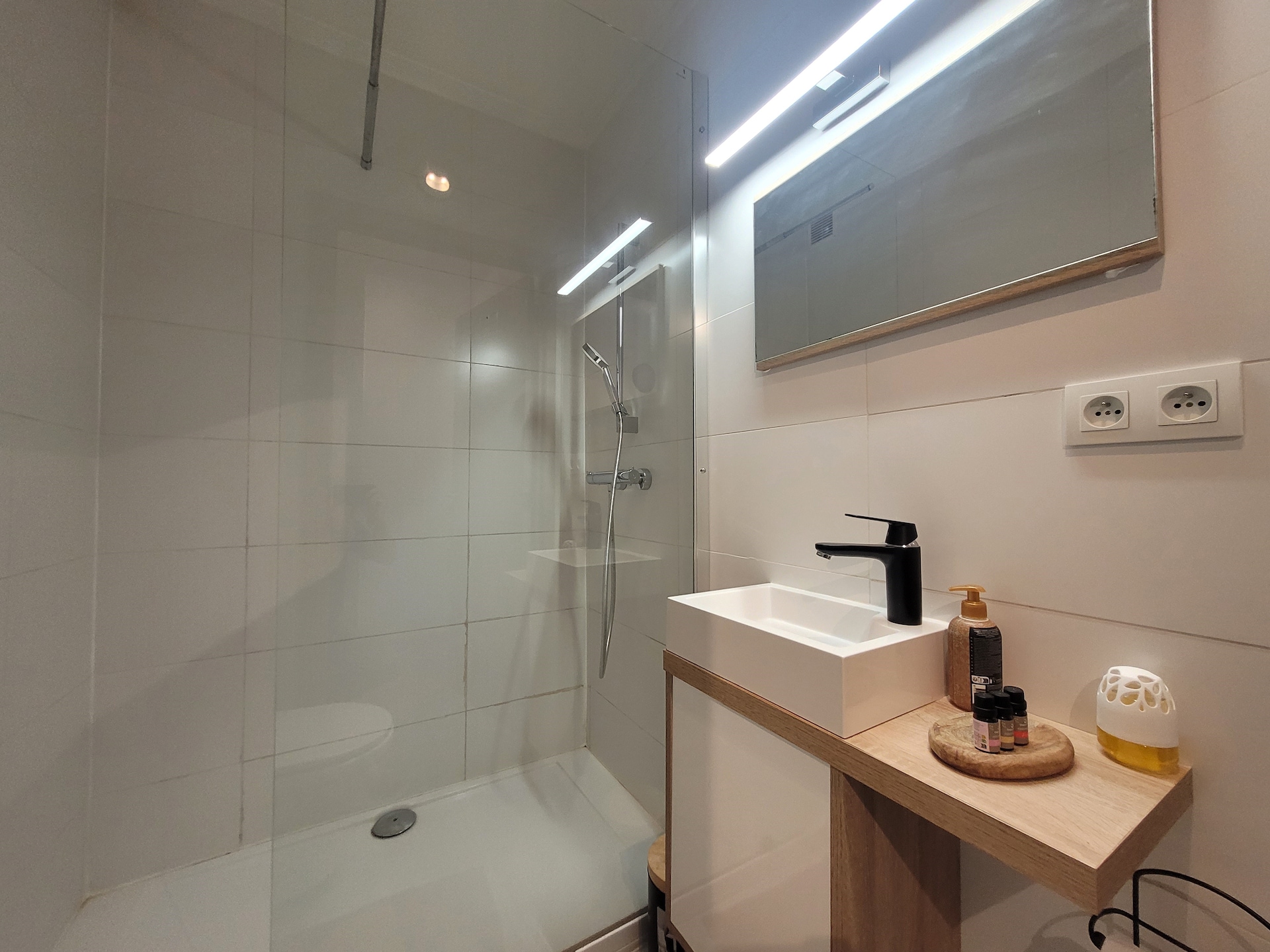 Licht 2-persoons studio-appartement in het centrum van MIDDELKERKE - foto 13