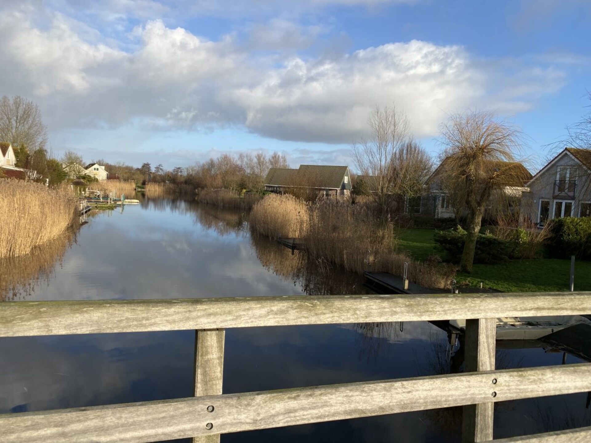 Vakantiehuis MakkumSee met sauna, serre en eigen aanlegsteiger aan het water - foto 26