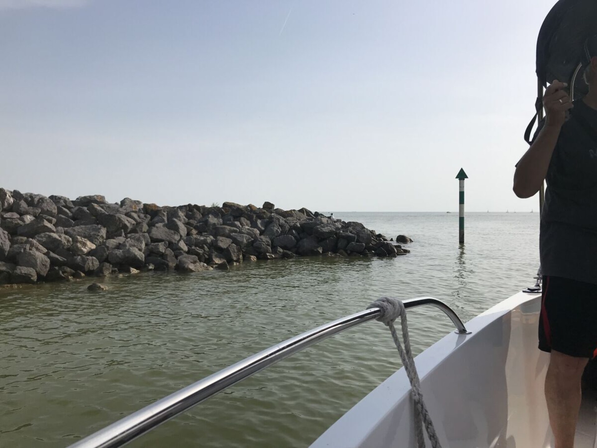 Vakantiehuis MakkumSee met sauna, serre en eigen aanlegsteiger aan het water - foto 31