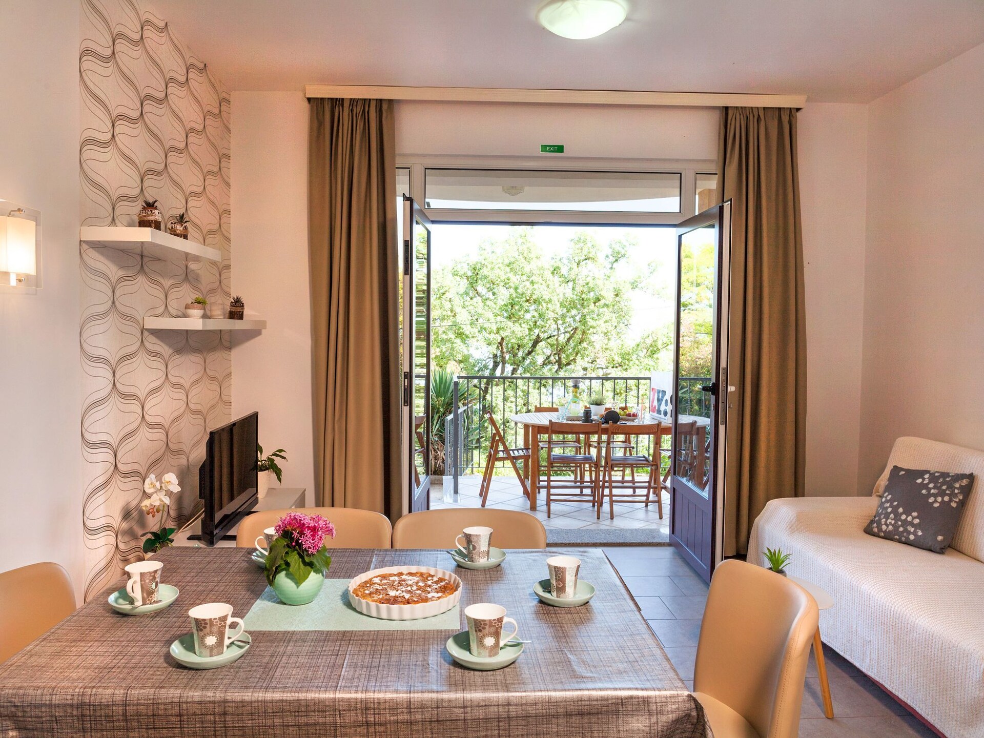 Splendid Beachfront Medveja Apartments - Deluxe Two Bedroom Apartment with Terrace and Sea View - foto 4