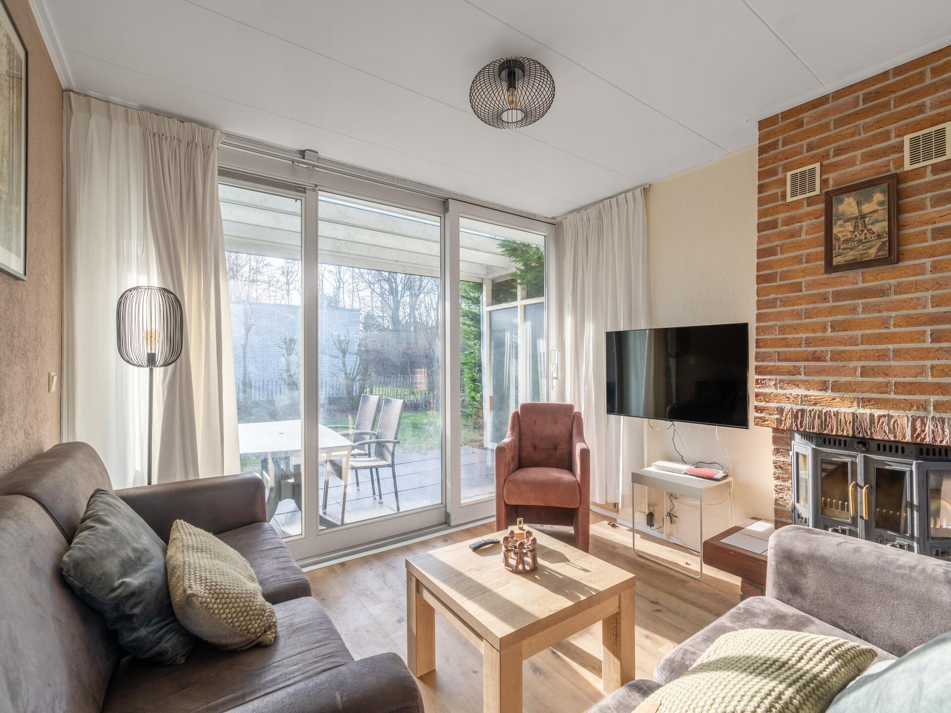 Vrijstaande bosbungalow De Parel 164 met omheinde tuin en houtkachel - foto 4