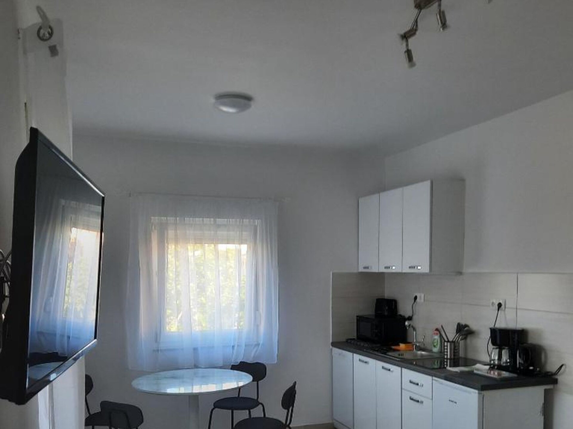 Op 300 m van het strand: ruim appartement voor 4 personen in Vir - foto 9