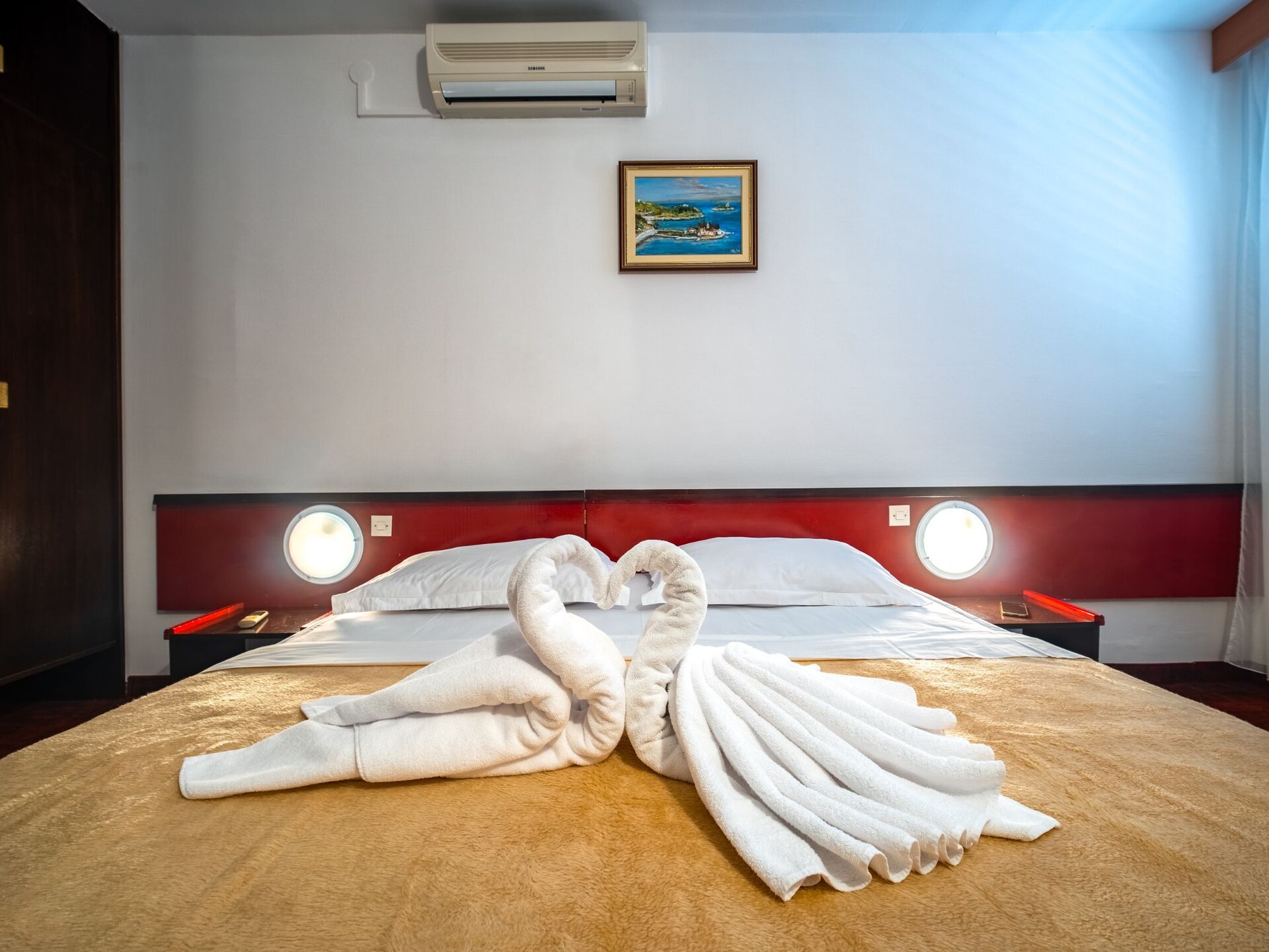 Double Room Sea View 28 in Hotel Issa – Direct aan zee op Vis - foto 8