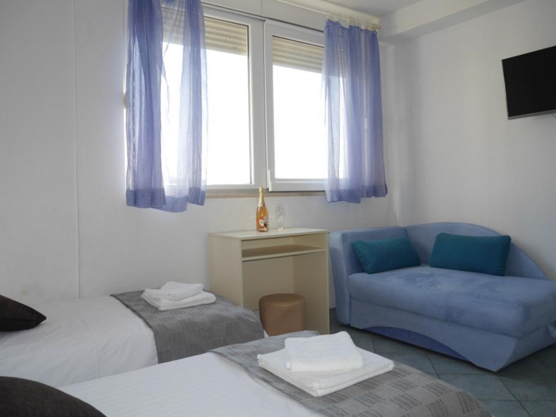 4-persoons appartement aan het strand in Dugi Rat - foto 5