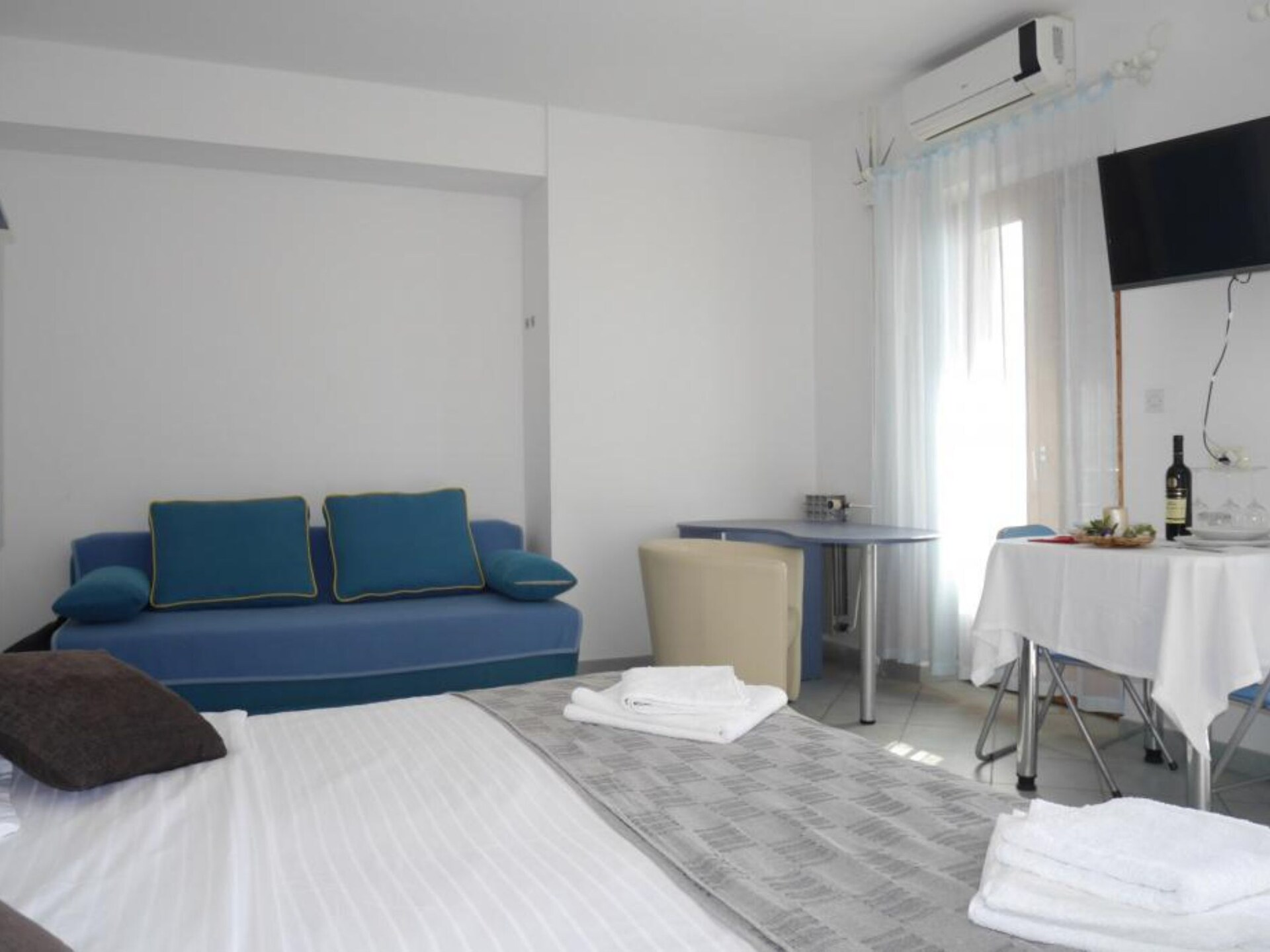 Aan het strand: Sfeervol studio-appartement in Dugi Rat - foto 4
