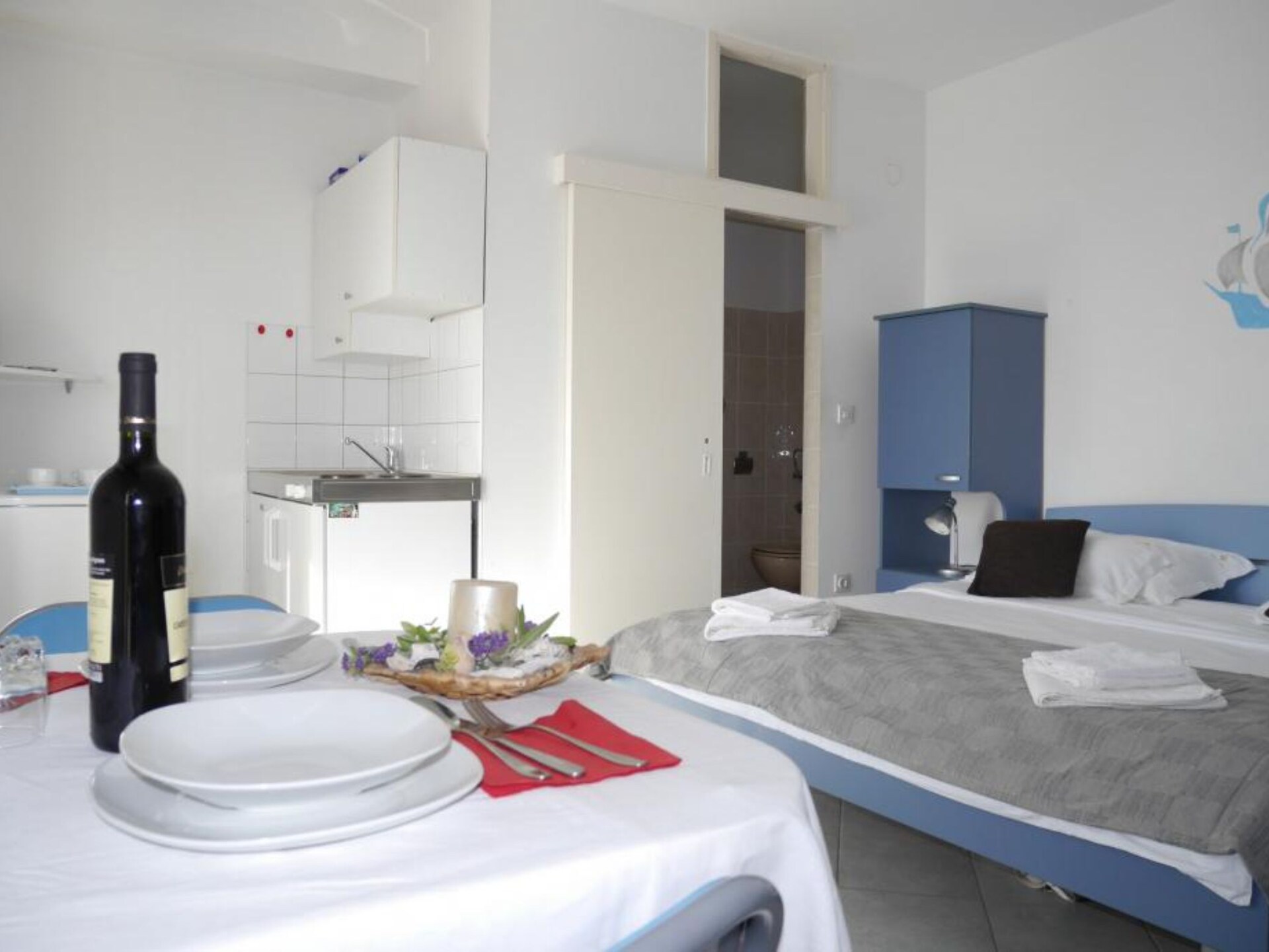 Aan het strand: Sfeervol studio-appartement in Dugi Rat - foto 7