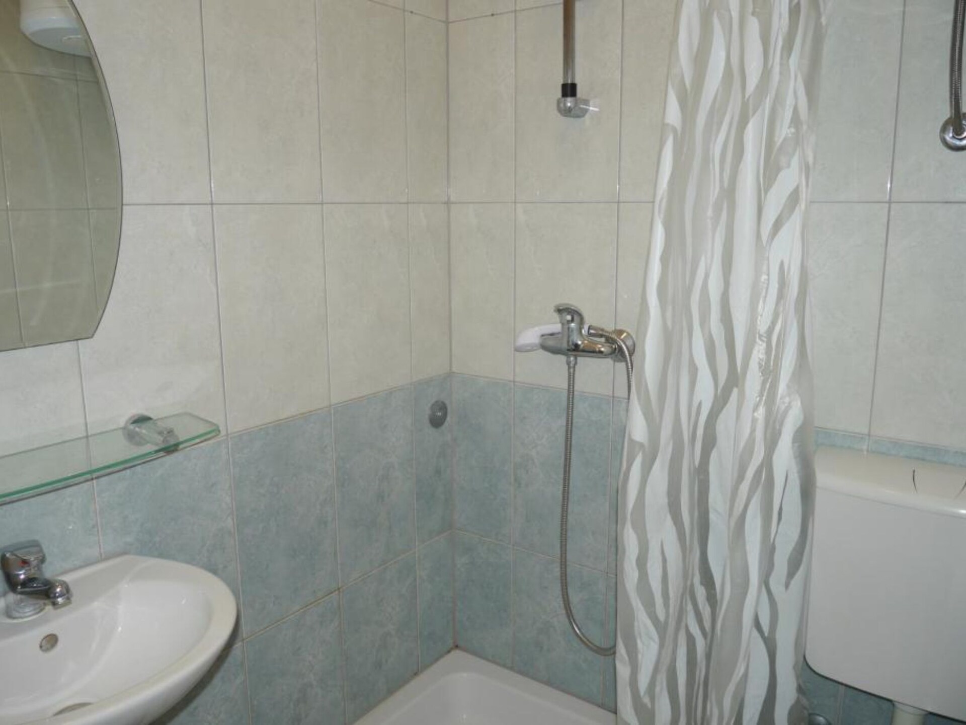 Aan het strand: Comfortabel appartement in Dugi Rat voor 4 personen · 33 m² - foto 8