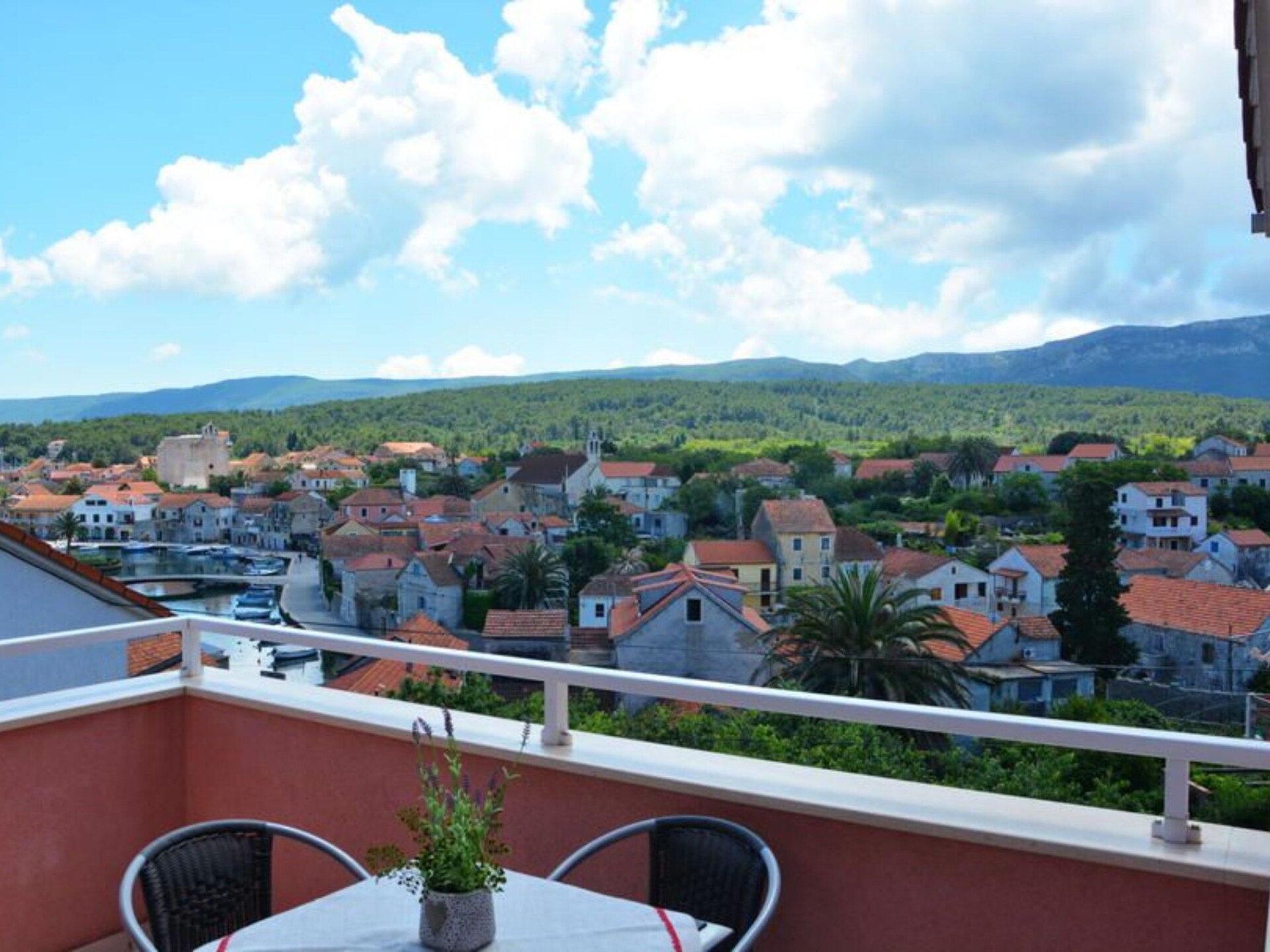Op 400 m van het strand: appartement met zeezicht in Vrboska - foto 24