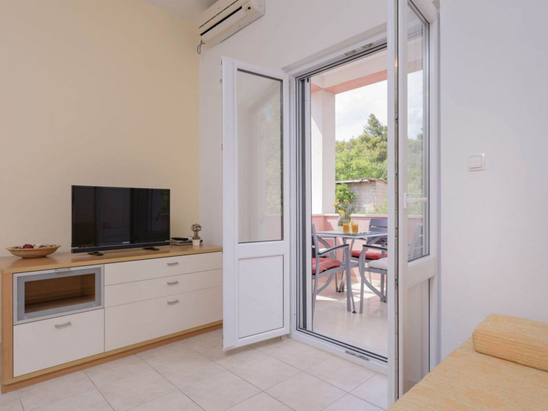 4-persoons appartement met balkon in Vrboska - foto 2