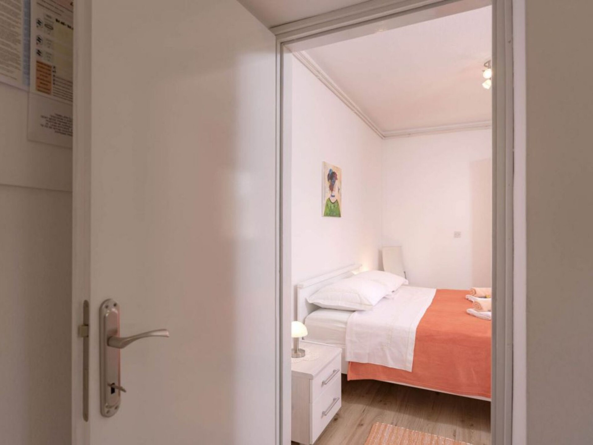 Op 400 m van het strand: Comfortabel appartement in Vrboska - foto 10