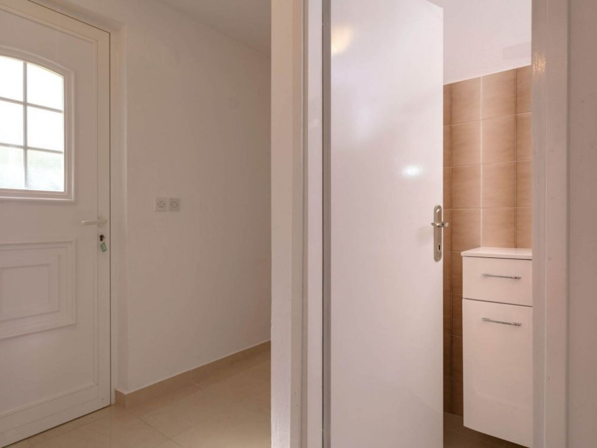 Op 400 m van het strand: Comfortabel appartement in Vrboska - foto 11