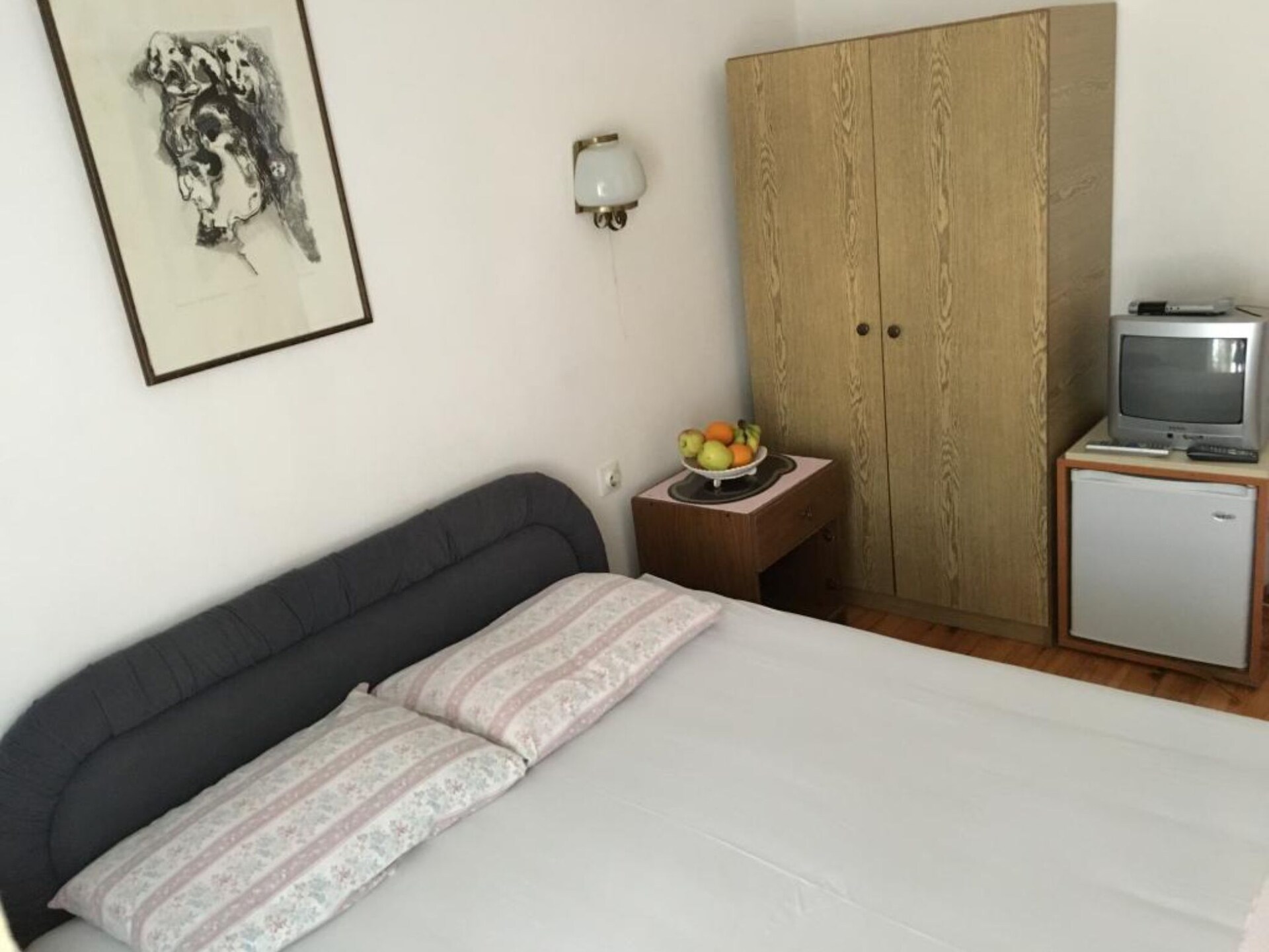 Knusse studio voor 3 bij strand Petrovac, op 100 meter van zee - foto 1