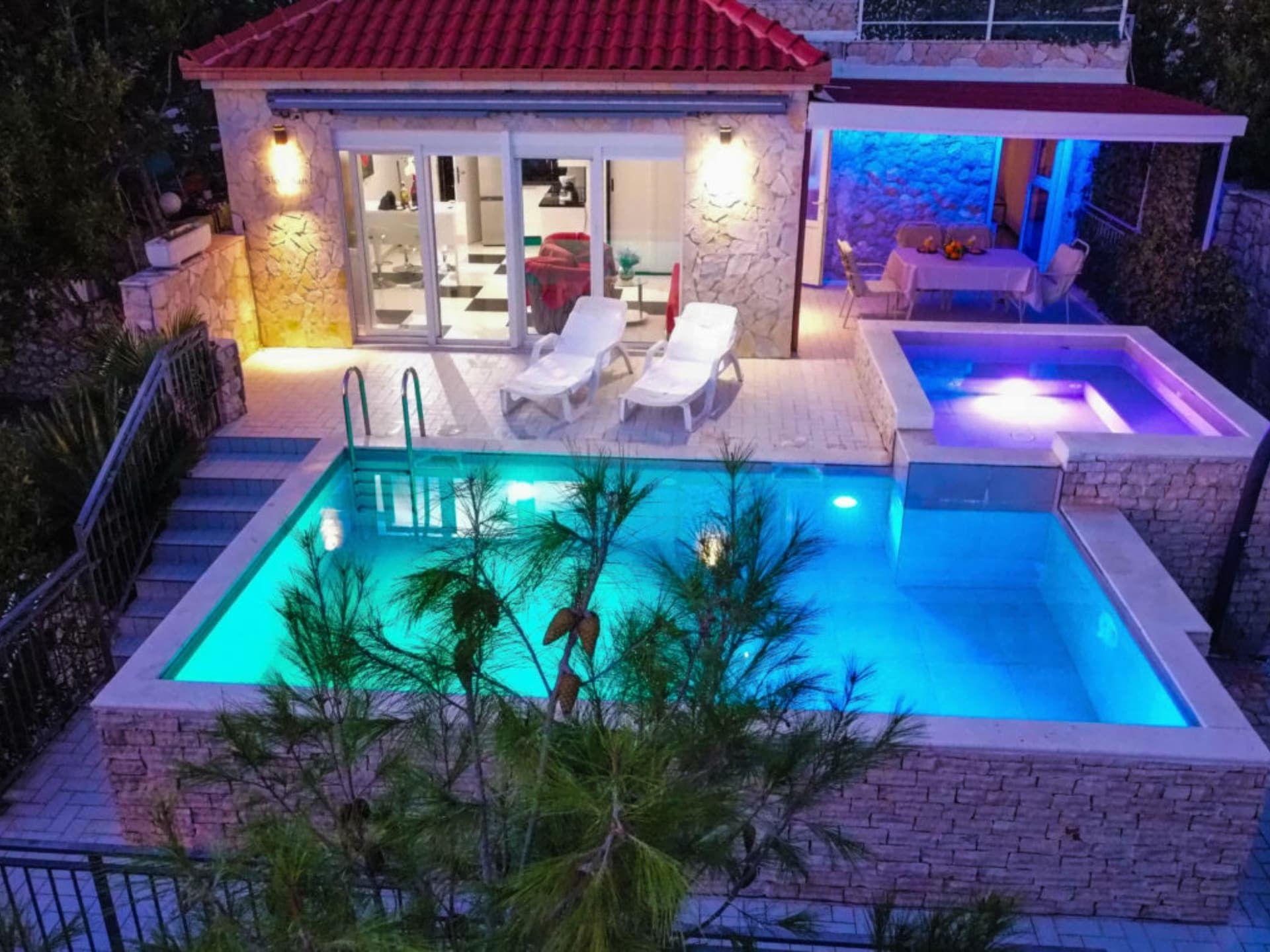 5-persoons appartement in Pisak met privézwembad en zeezicht - foto 13