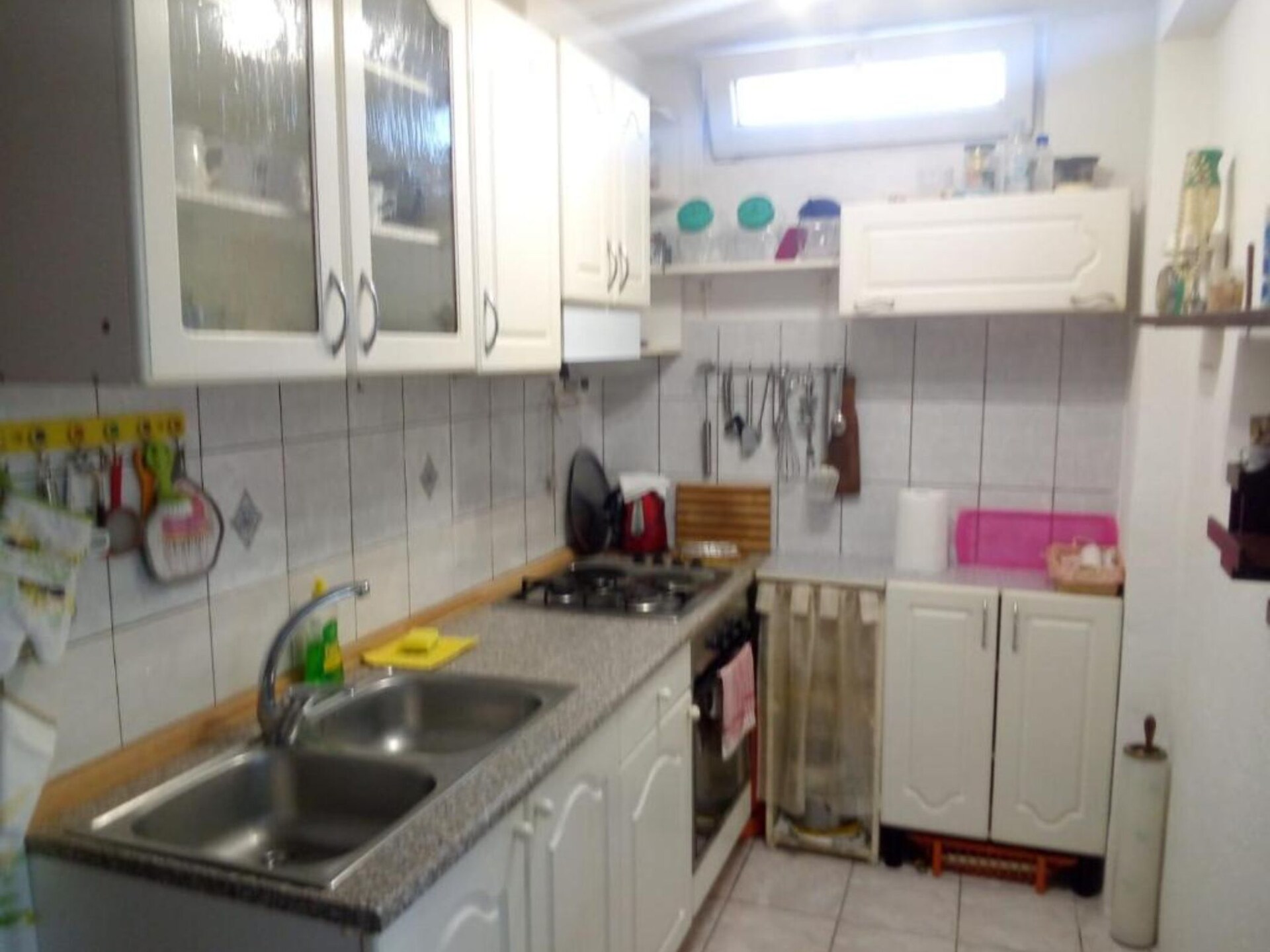 Knus appartement voor 4 met zonnig terras op 300m van het strand in Gradac - foto 4