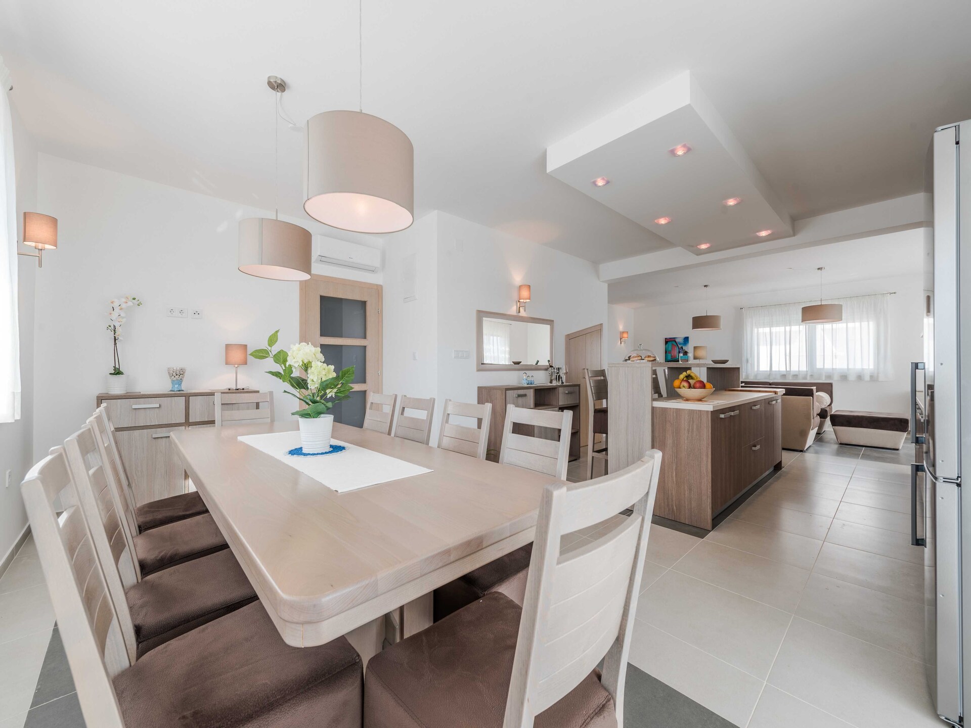 Villa met privézwembad en modern design in Debeljak - foto 4