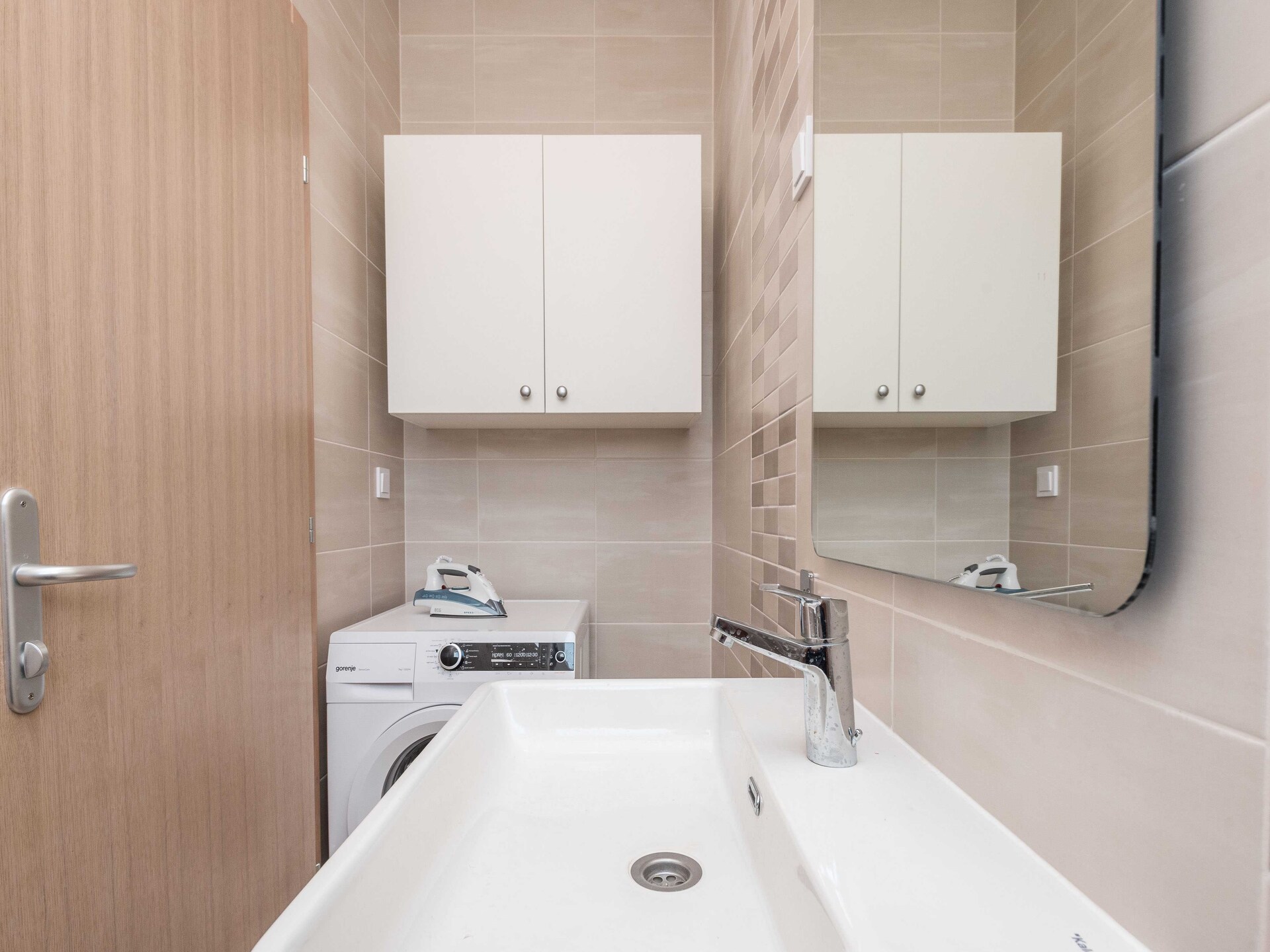 Villa met privézwembad en modern design in Debeljak - foto 47