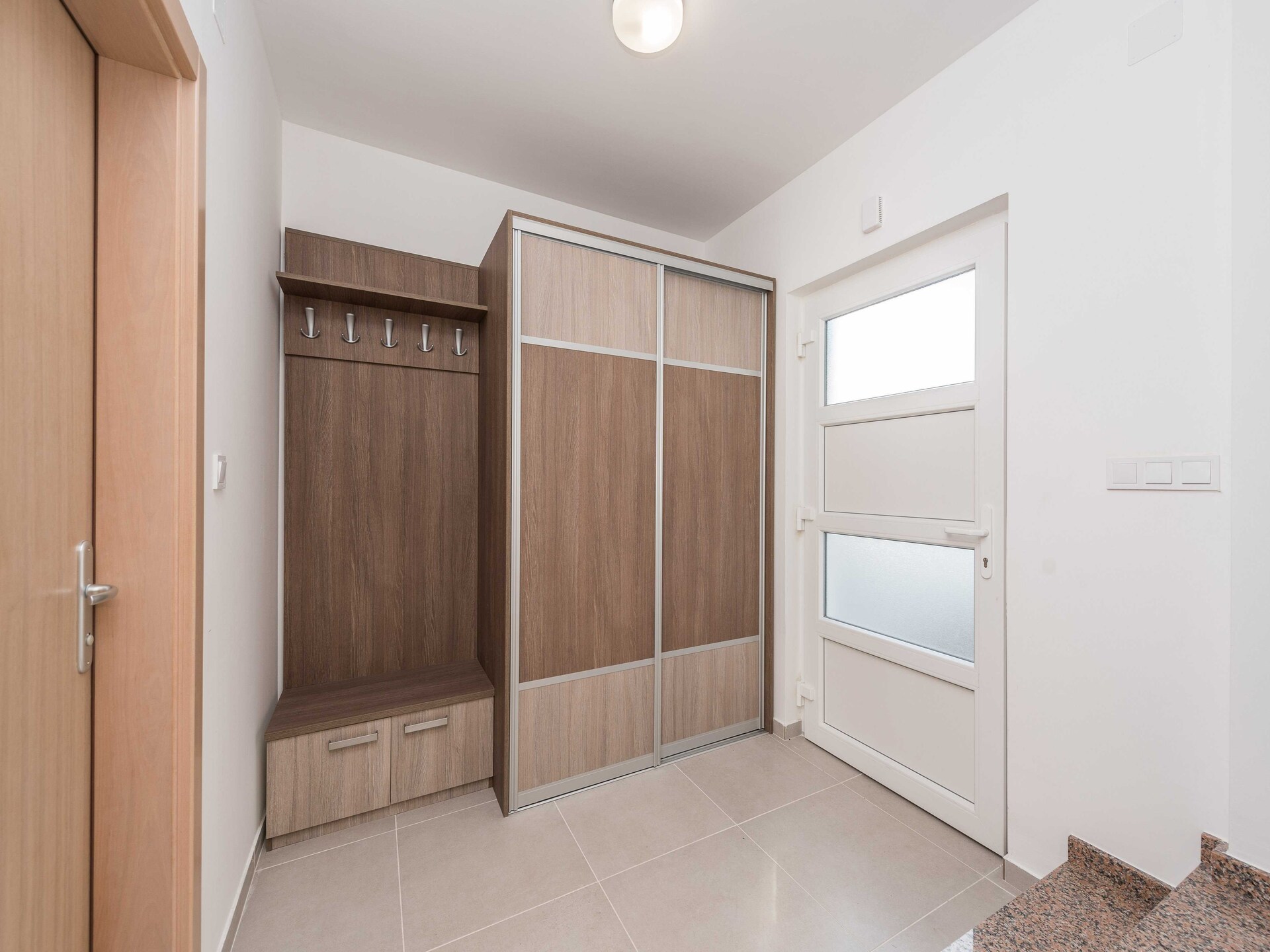Villa met privézwembad en modern design in Debeljak - foto 64