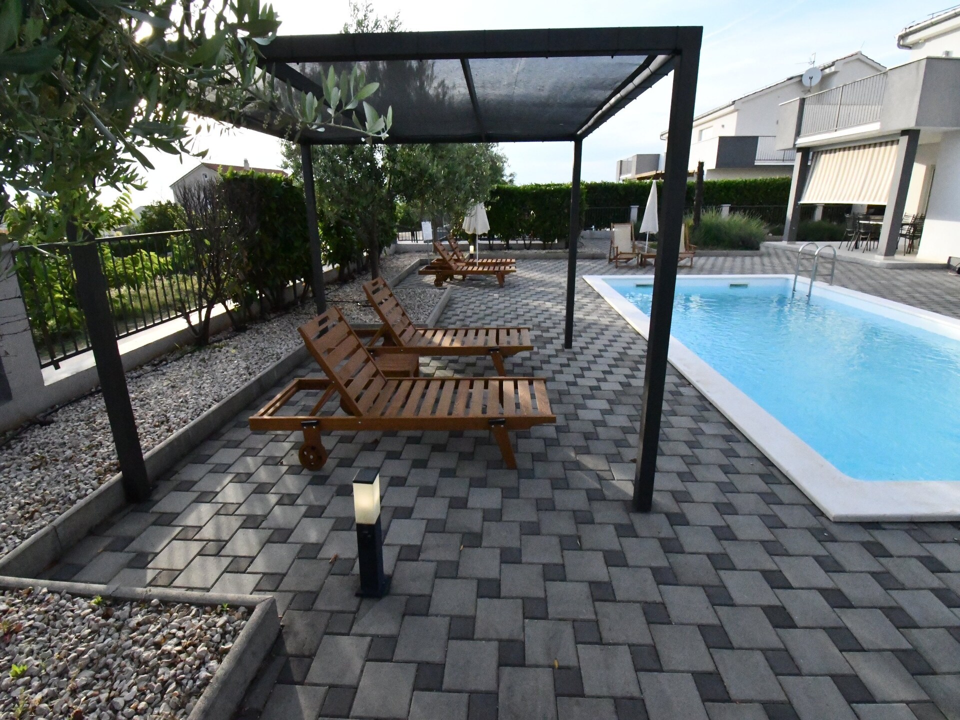 Villa met privézwembad en modern design in Debeljak - foto 73